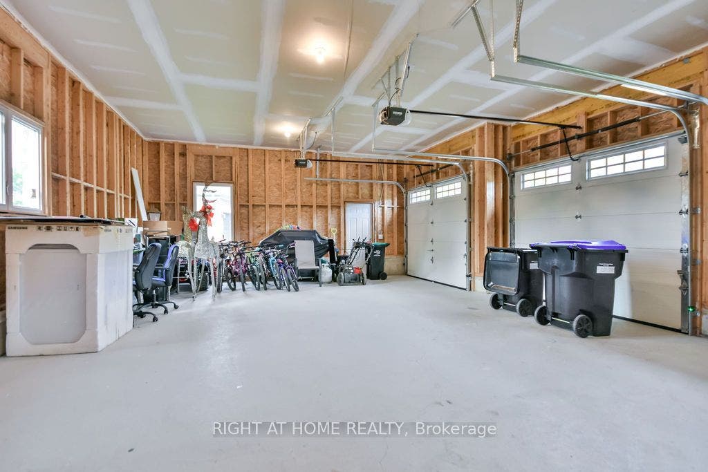8 Forest Heights Court, Oro-Medonte, Simcoe ON L0L 2E0