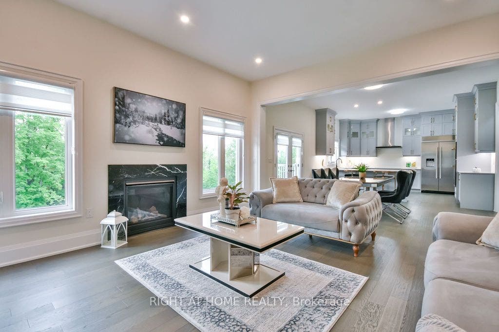 8 Forest Heights Court, Oro-Medonte, Simcoe ON L0L 2E0