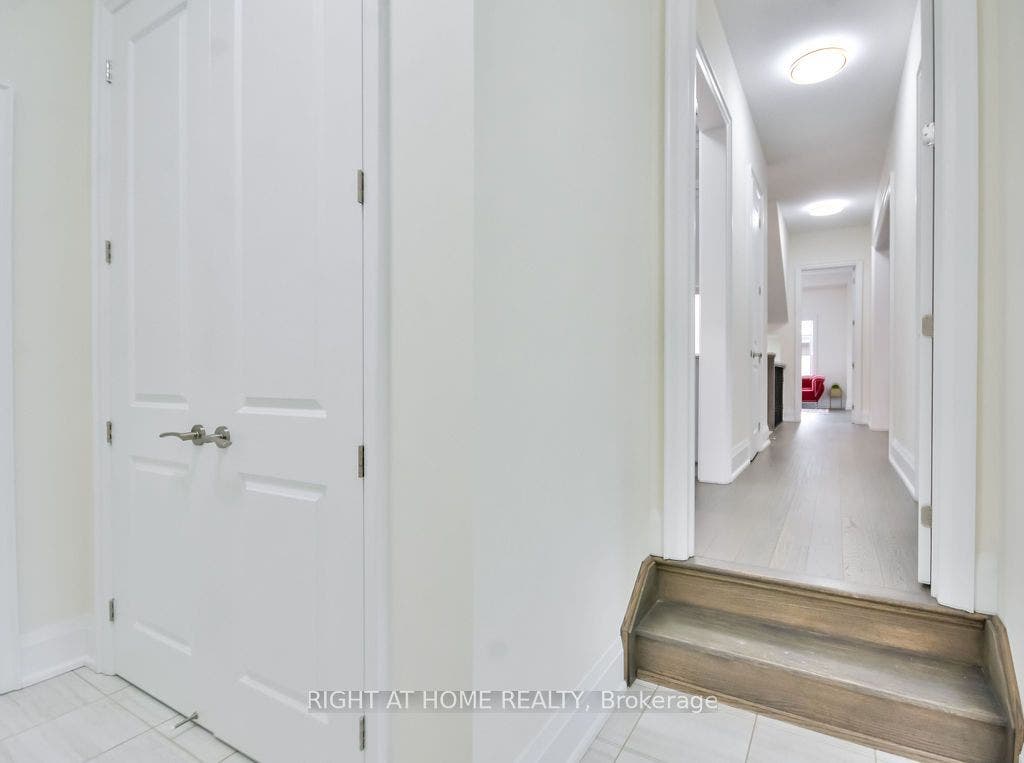 8 Forest Heights Court, Oro-Medonte, Simcoe ON L0L 2E0
