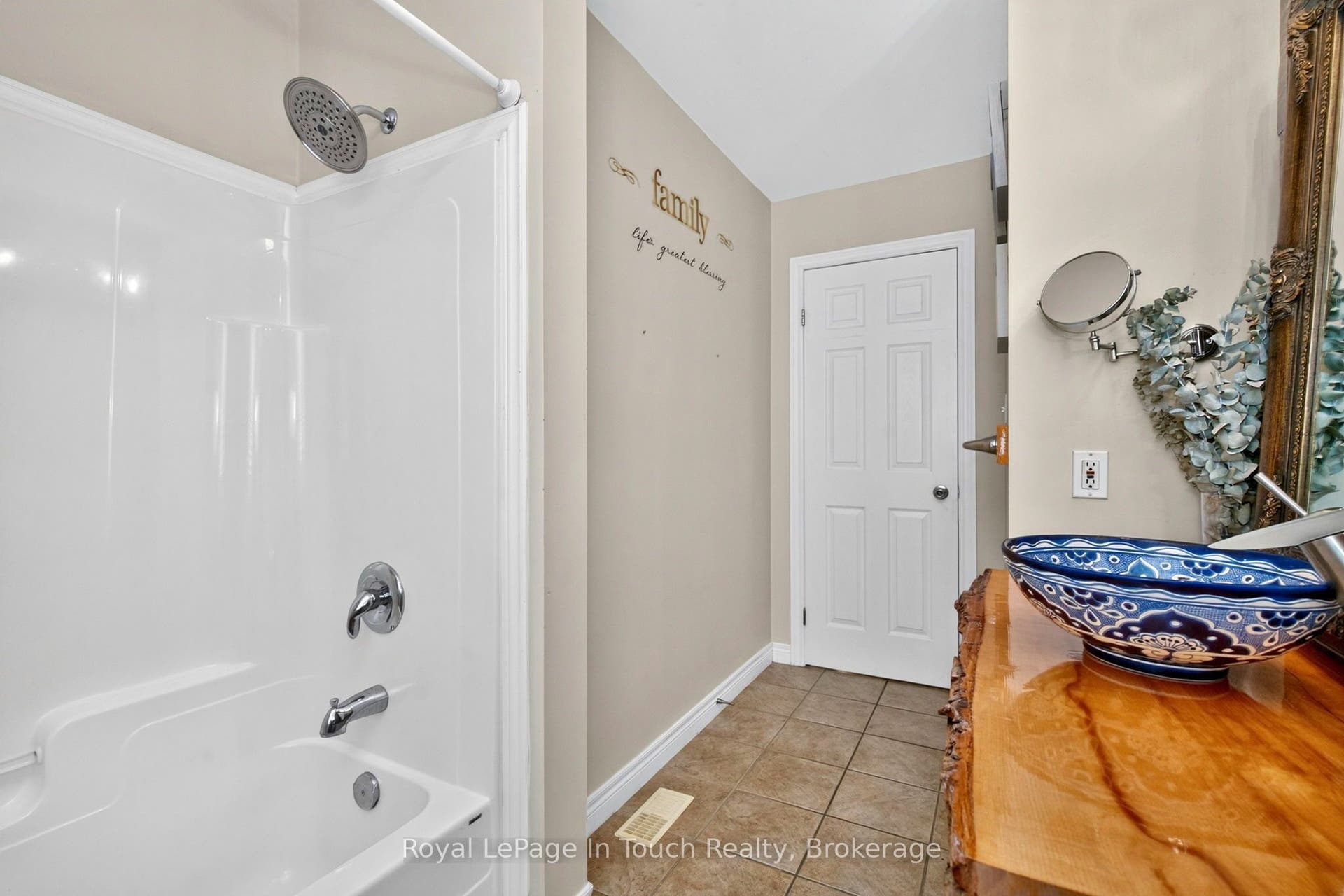 682 DOMINION Avenue, Midland, Simcoe ON L4R 1R8