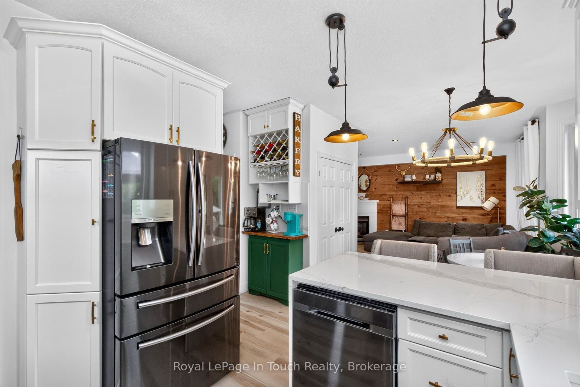 682 DOMINION Avenue, Midland, Simcoe ON L4R 1R8