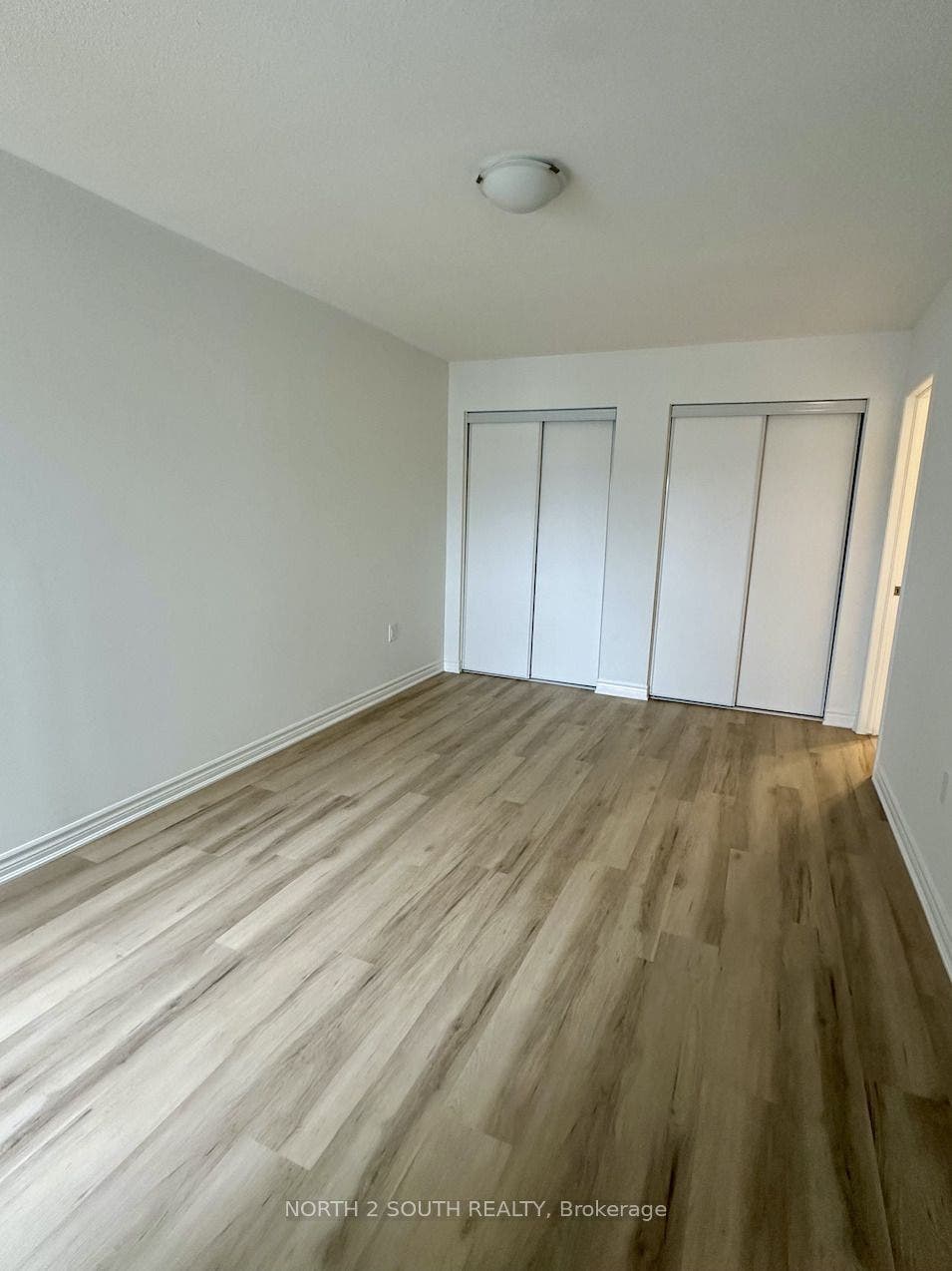 126 Ennerdale Street, Barrie, Simcoe ON L9J 1A5 126 Ennerdale Street, Barrie, Simcoe ON L9J 1A5
