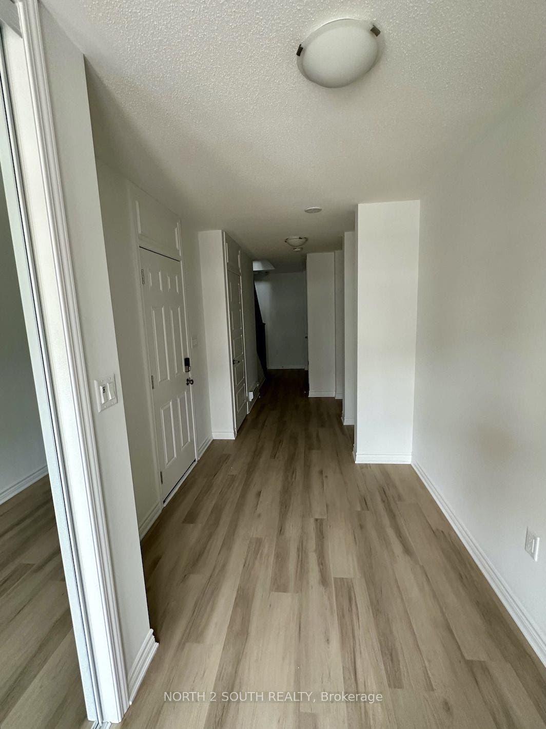 126 Ennerdale Street, Barrie, Simcoe ON L9J 1A5 126 Ennerdale Street, Barrie, Simcoe ON L9J 1A5