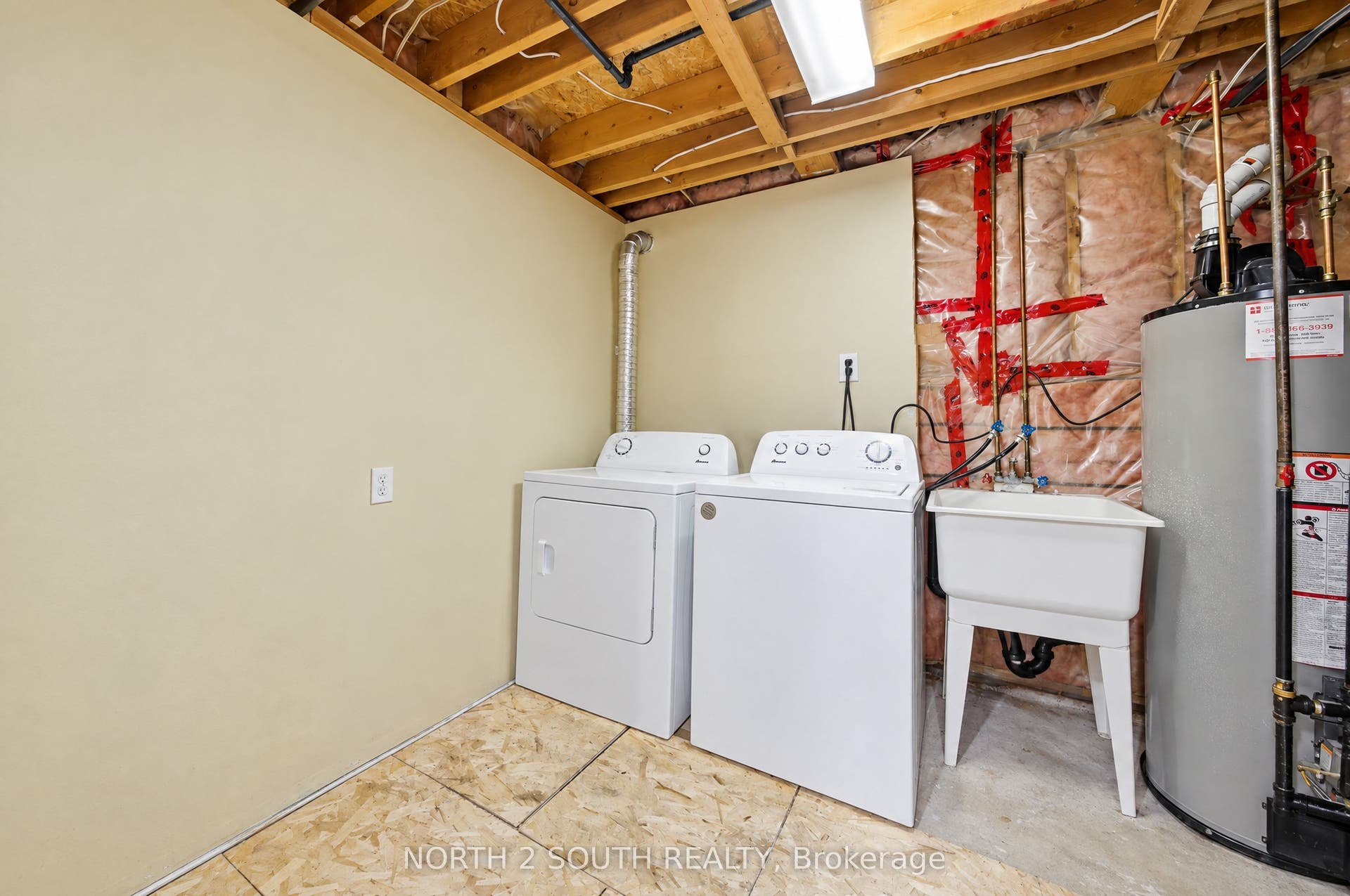 74 Leo Boulevard, Wasaga Beach, Simcoe ON L9Z 1C5 74 Leo Boulevard, Wasaga Beach, Simcoe ON L9Z 1C5