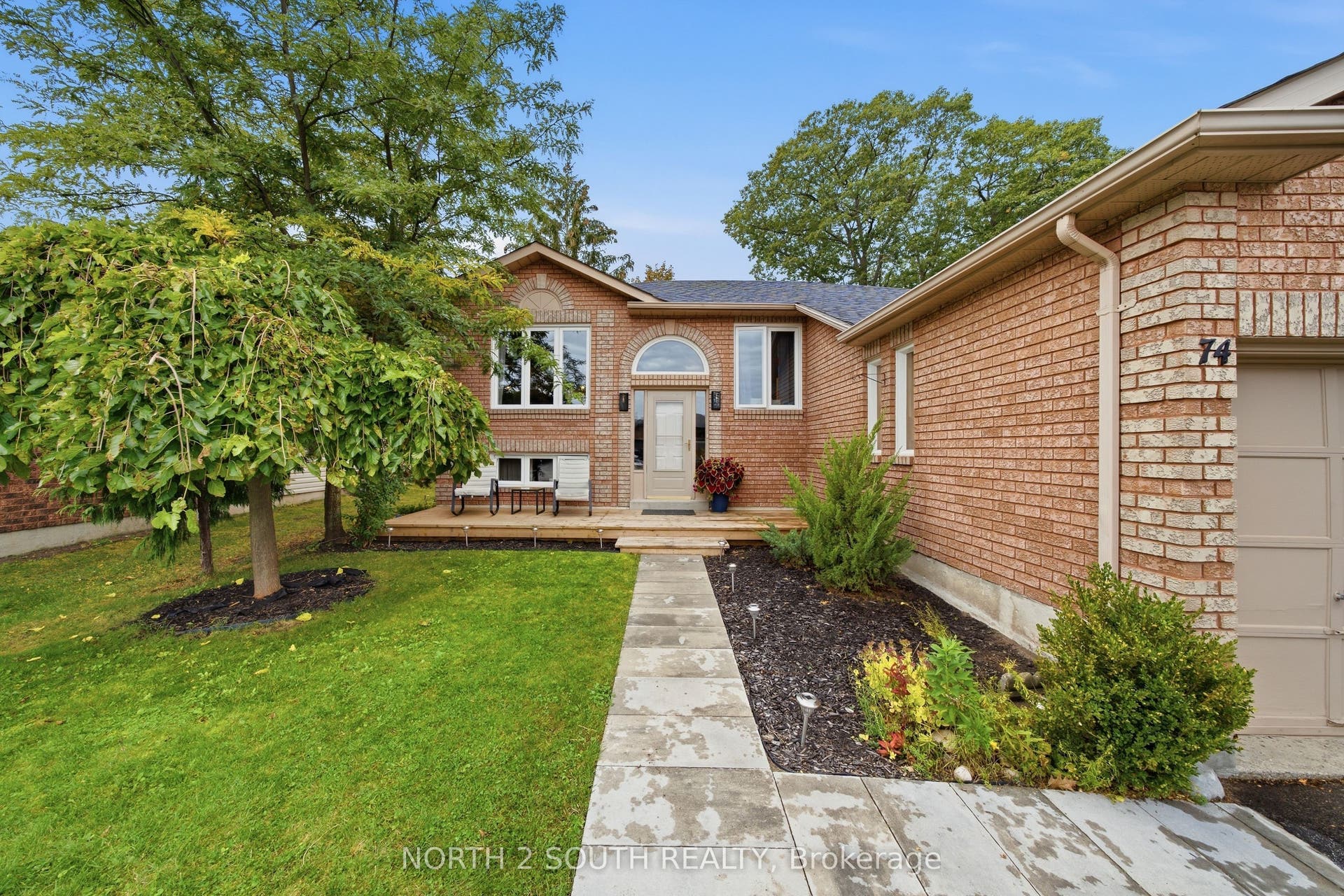 74 Leo Boulevard, Wasaga Beach, Simcoe ON L9Z 1C5 74 Leo Boulevard, Wasaga Beach, Simcoe ON L9Z 1C5