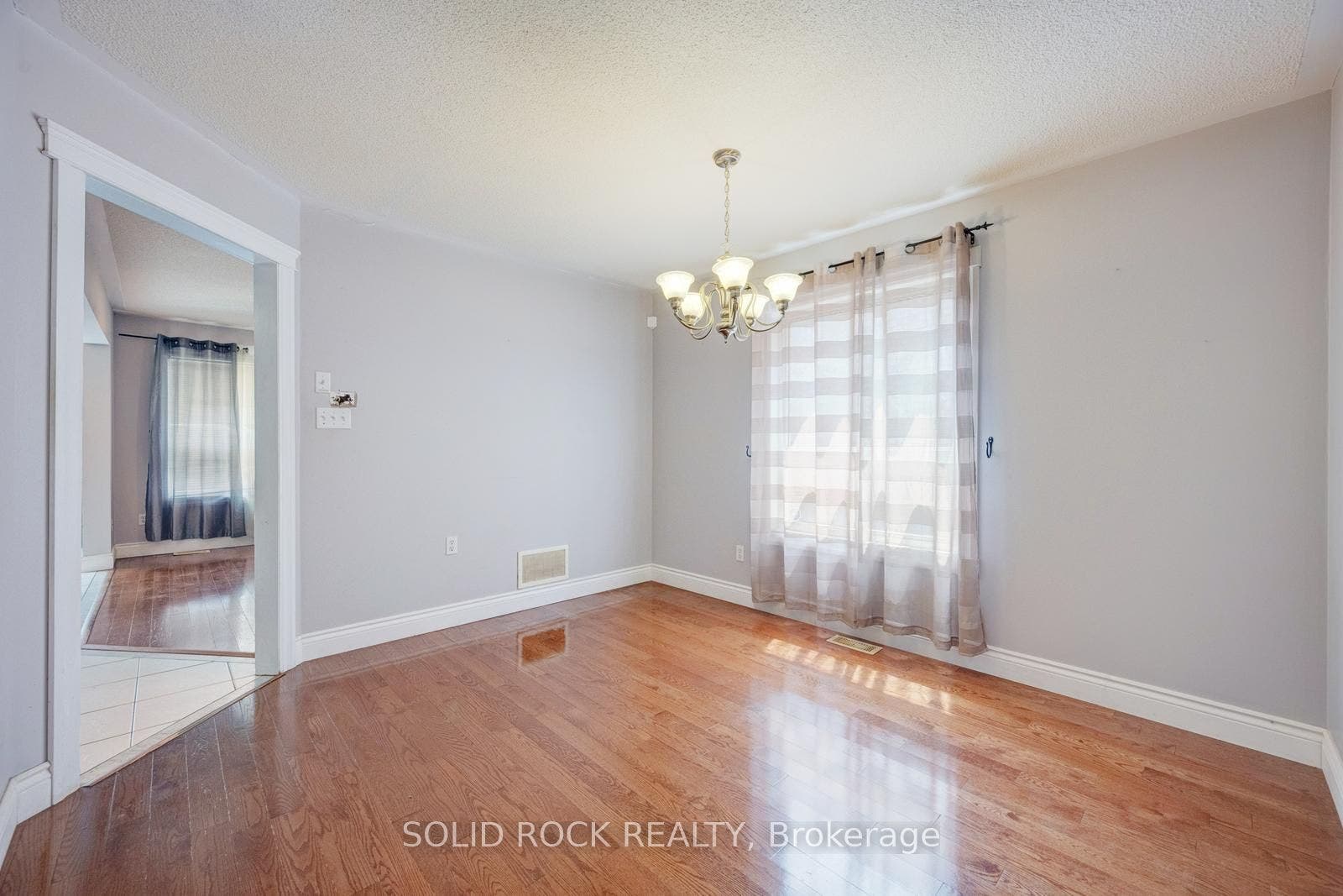 41 Trumpet Valley Boulevard, Brampton, Brampton, Peel ON L7A 2Z8 41 Trumpet Valley Boulevard, Brampton, Brampton, Peel ON L7A 2Z8