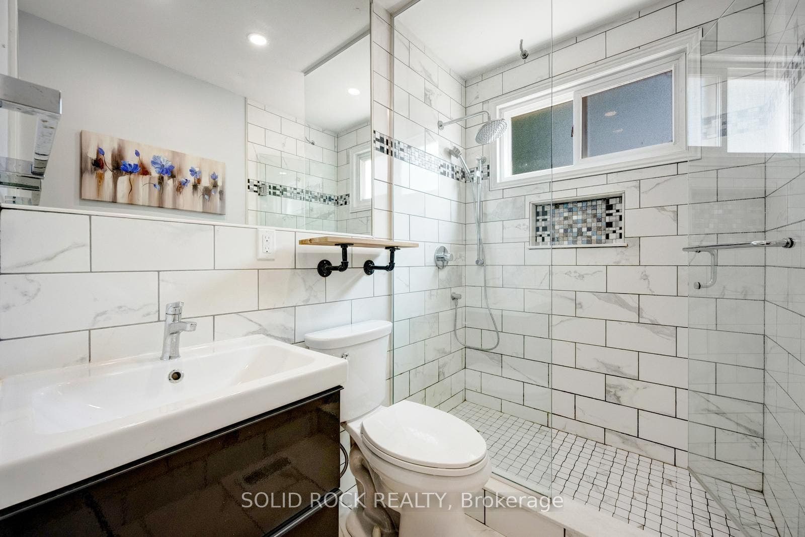 5372 Spruce Avenue, Burlington, Halton ON L7L 1N7