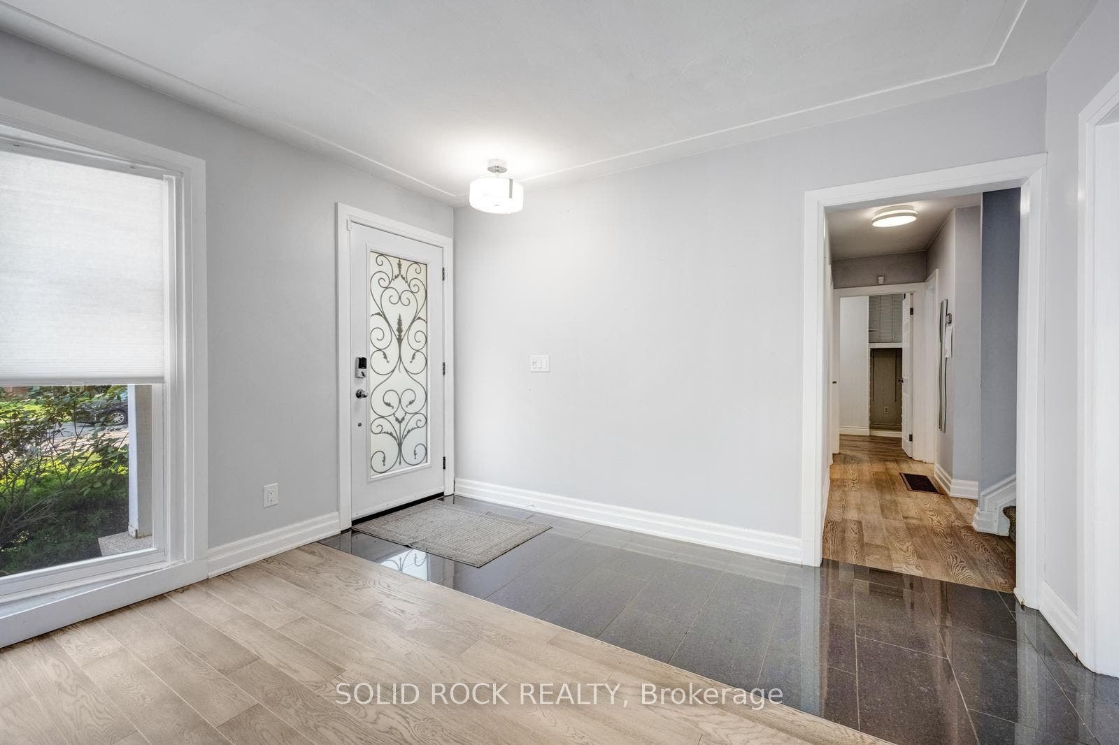 5372 Spruce Avenue, Burlington, Halton ON L7L 1N7