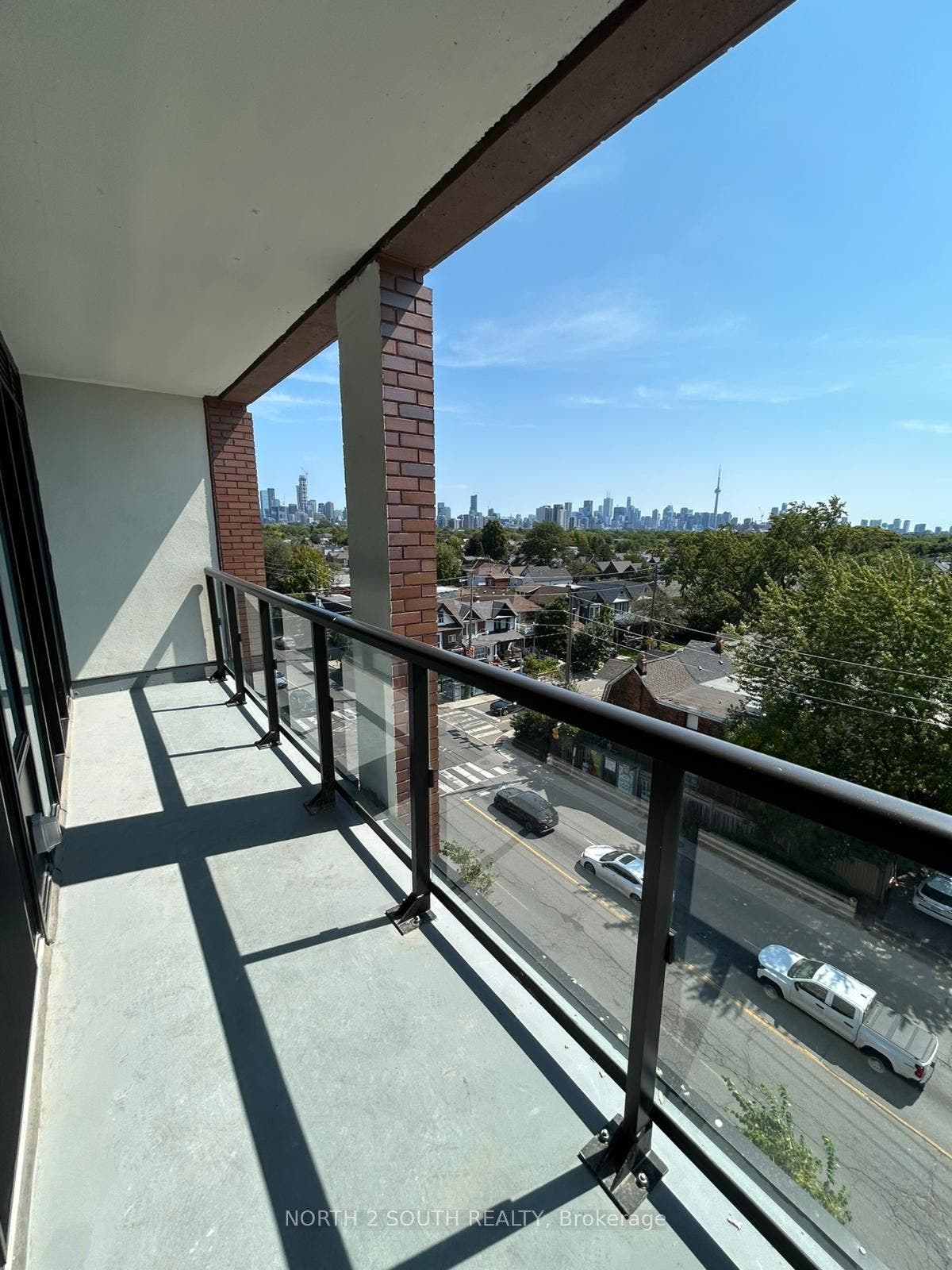 858 Dupont Street, #529, Toronto W, Toronto ON M6G 0C1 858 Dupont Street, #529, Toronto W, Toronto ON M6G 0C1