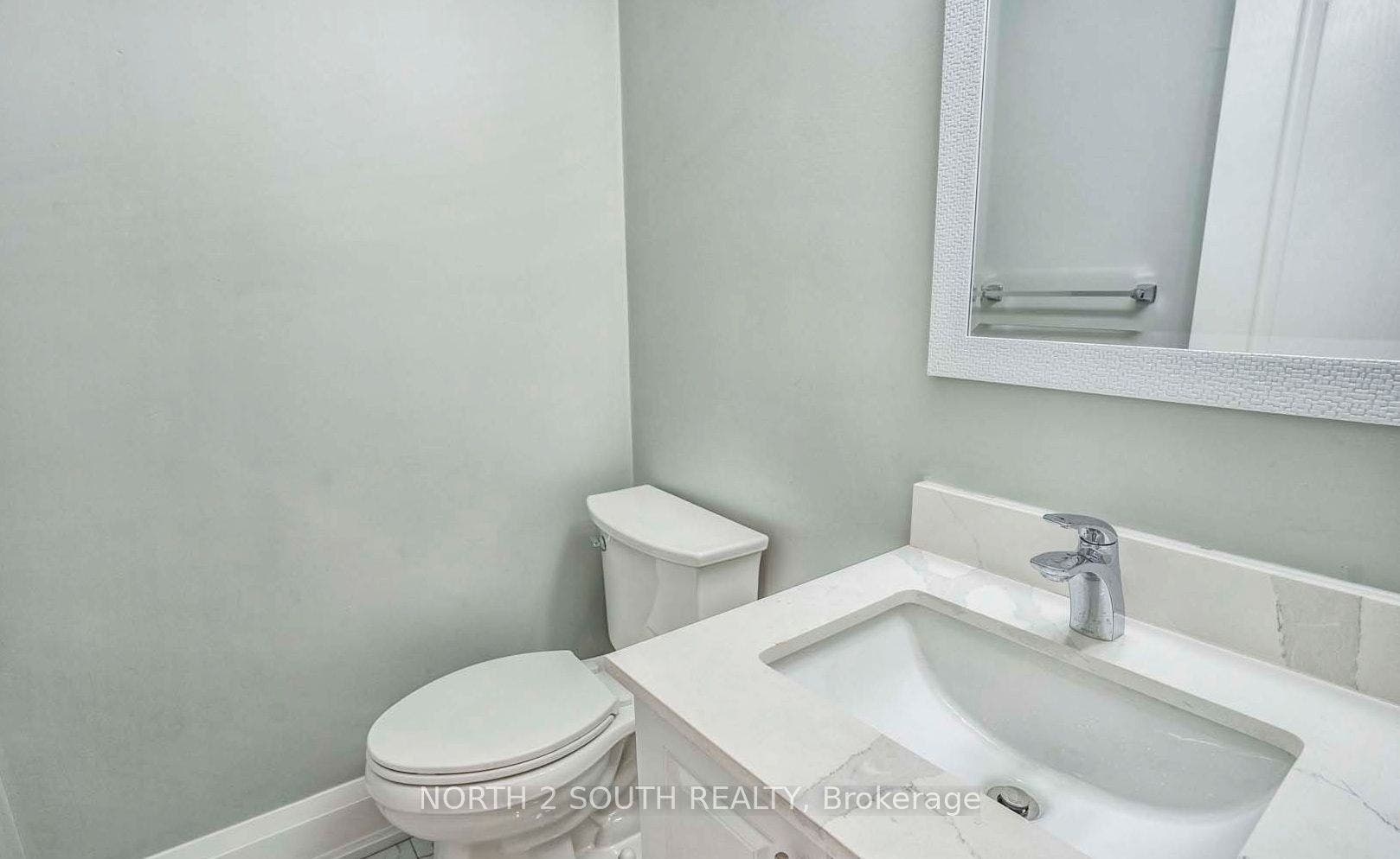37 Loire Court, #upper, Toronto W, Toronto ON M9V 4Z7 37 Loire Court, #upper, Toronto W, Toronto ON M9V 4Z7