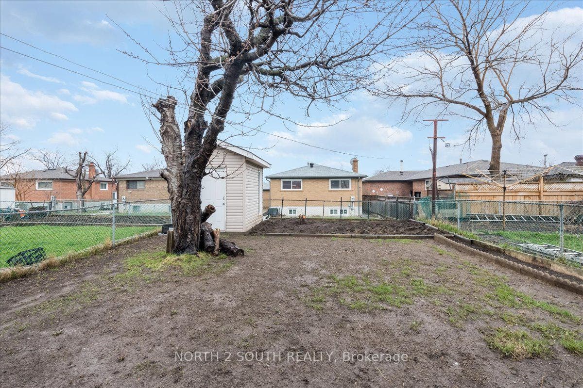 7520 Langworthy Drive, #Lower, Mississauga, Peel ON L4T 2R9 7520 Langworthy Drive, #Lower, Mississauga, Peel ON L4T 2R9
