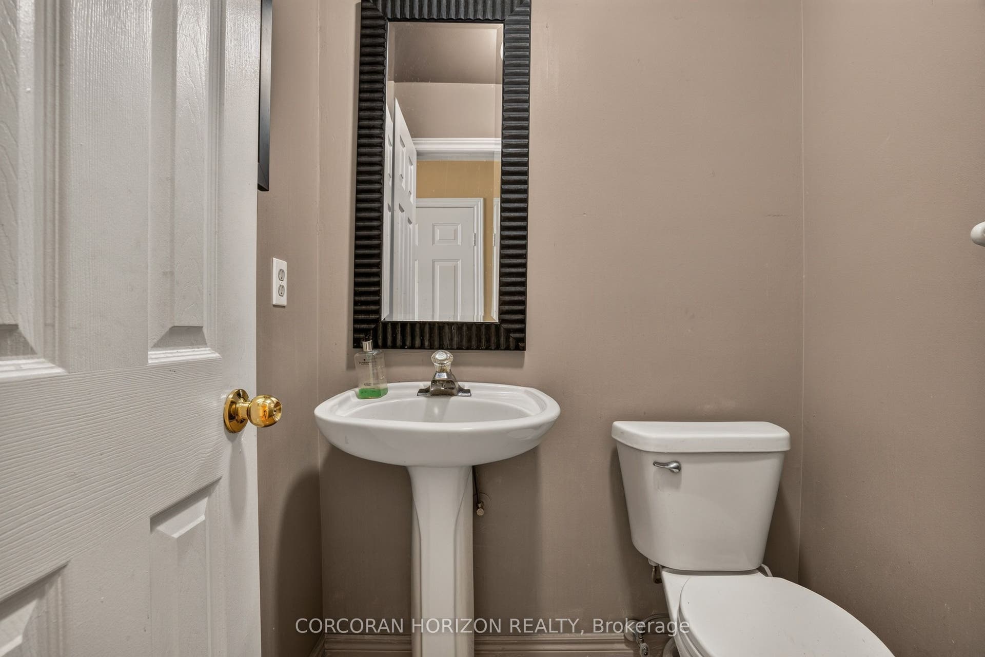 2871 Darien Road, #14, Burlington, Halton ON L7M 4R6
