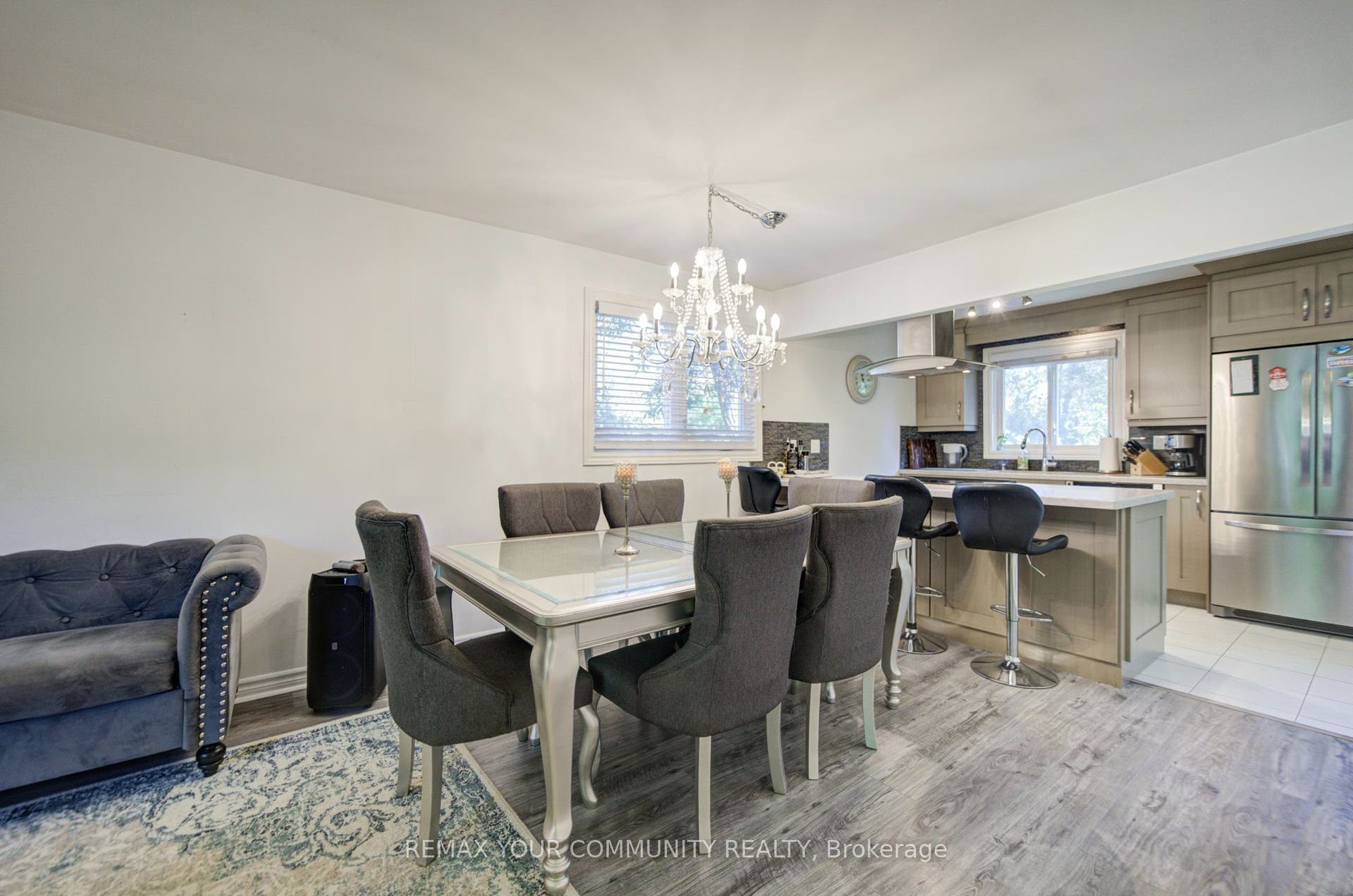 3205 Martins Pine Court, Mississauga, Peel ON L5L 1G2