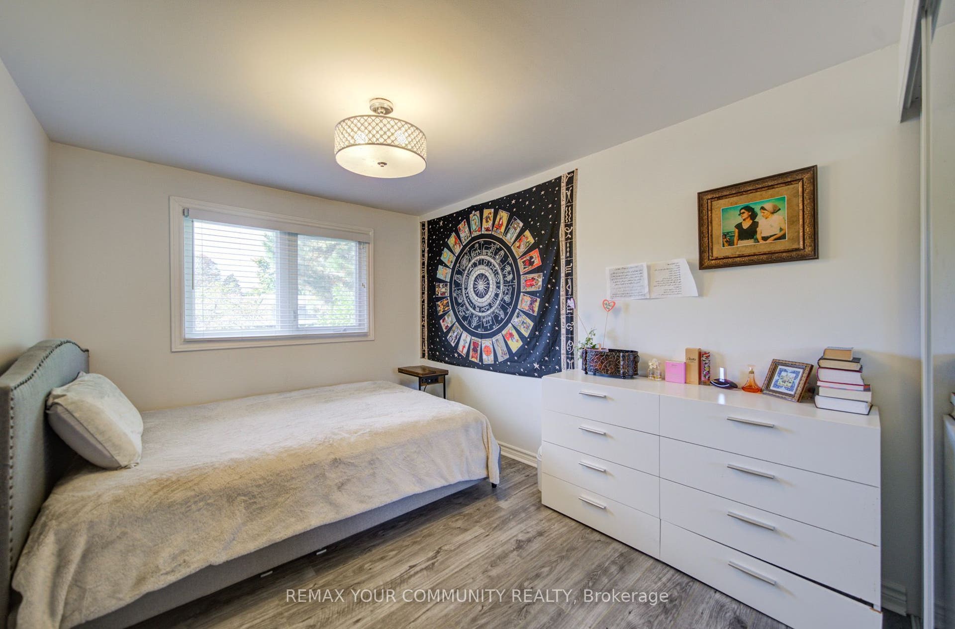 3205 Martins Pine Court, Mississauga, Peel ON L5L 1G2