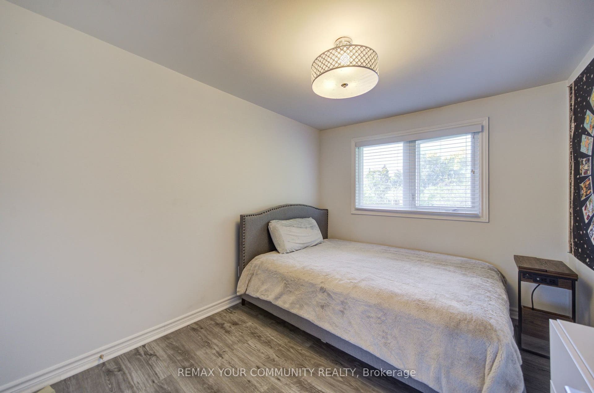 3205 Martins Pine Court, Mississauga, Peel ON L5L 1G2
