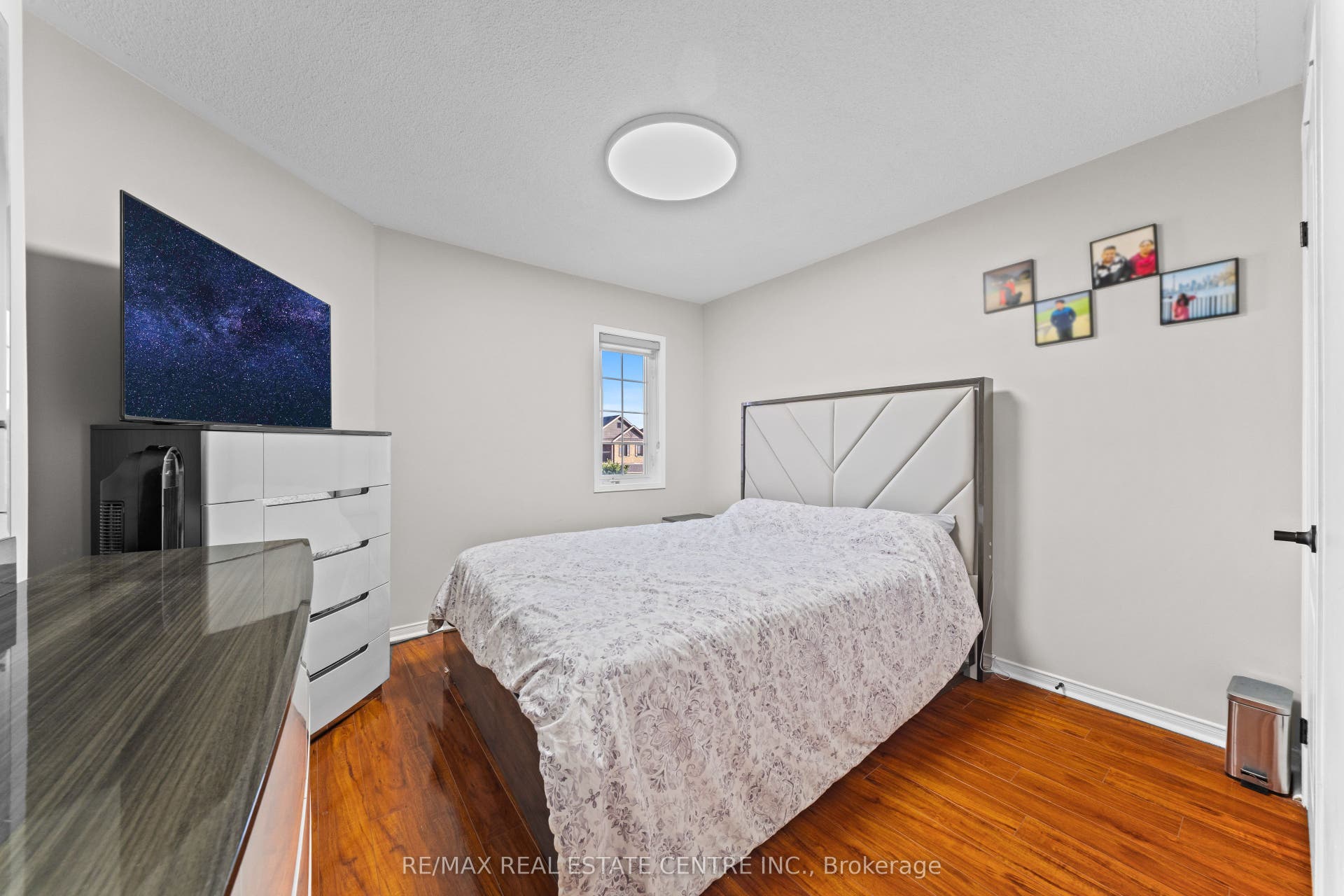 10 Midvale Road, Brampton, Brampton, Peel ON L7A 2N1