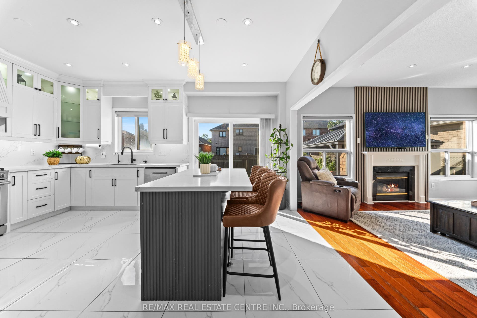10 Midvale Road, Brampton, Brampton, Peel ON L7A 2N1