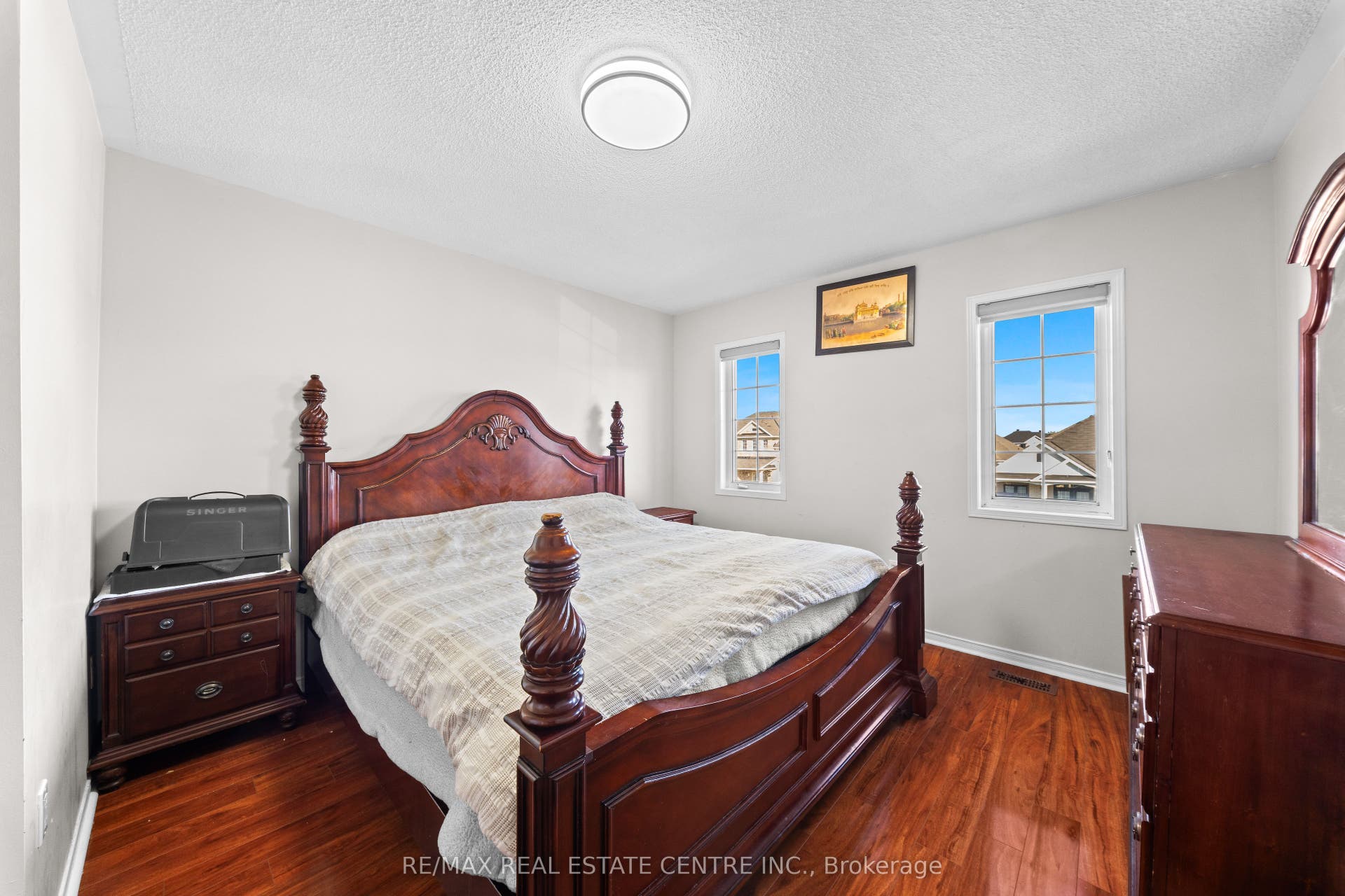 10 Midvale Road, Brampton, Brampton, Peel ON L7A 2N1