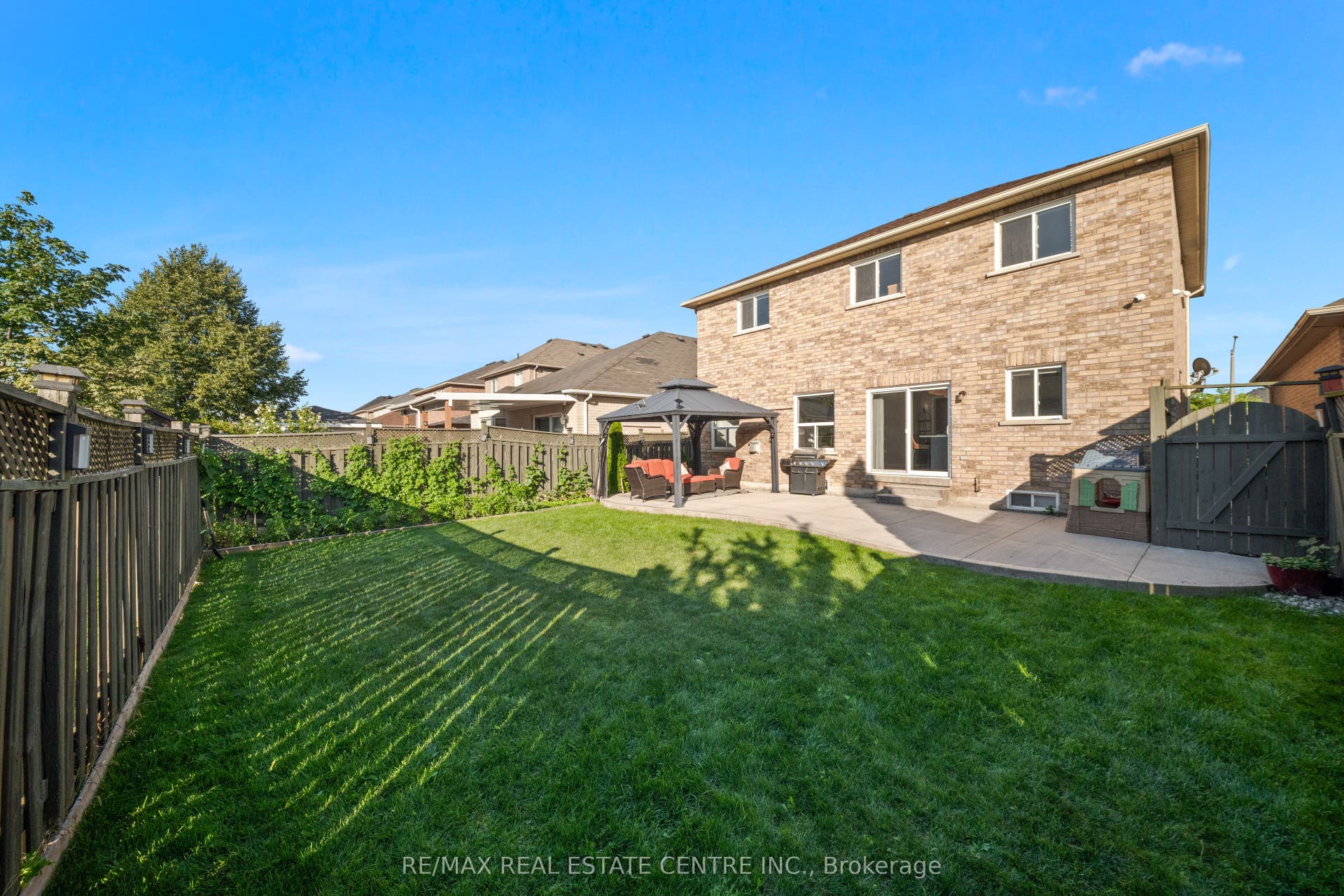 10 Midvale Road, Brampton, Brampton, Peel ON L7A 2N1