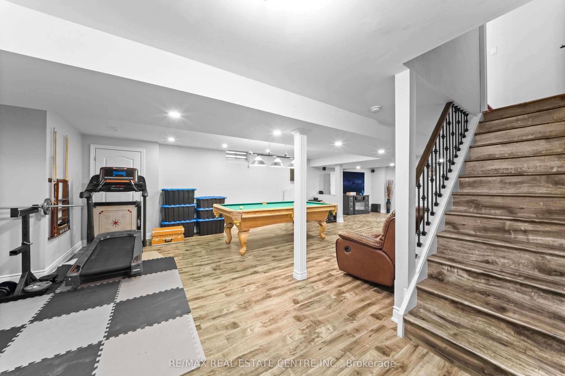 10 Midvale Road, Brampton, Brampton, Peel ON L7A 2N1