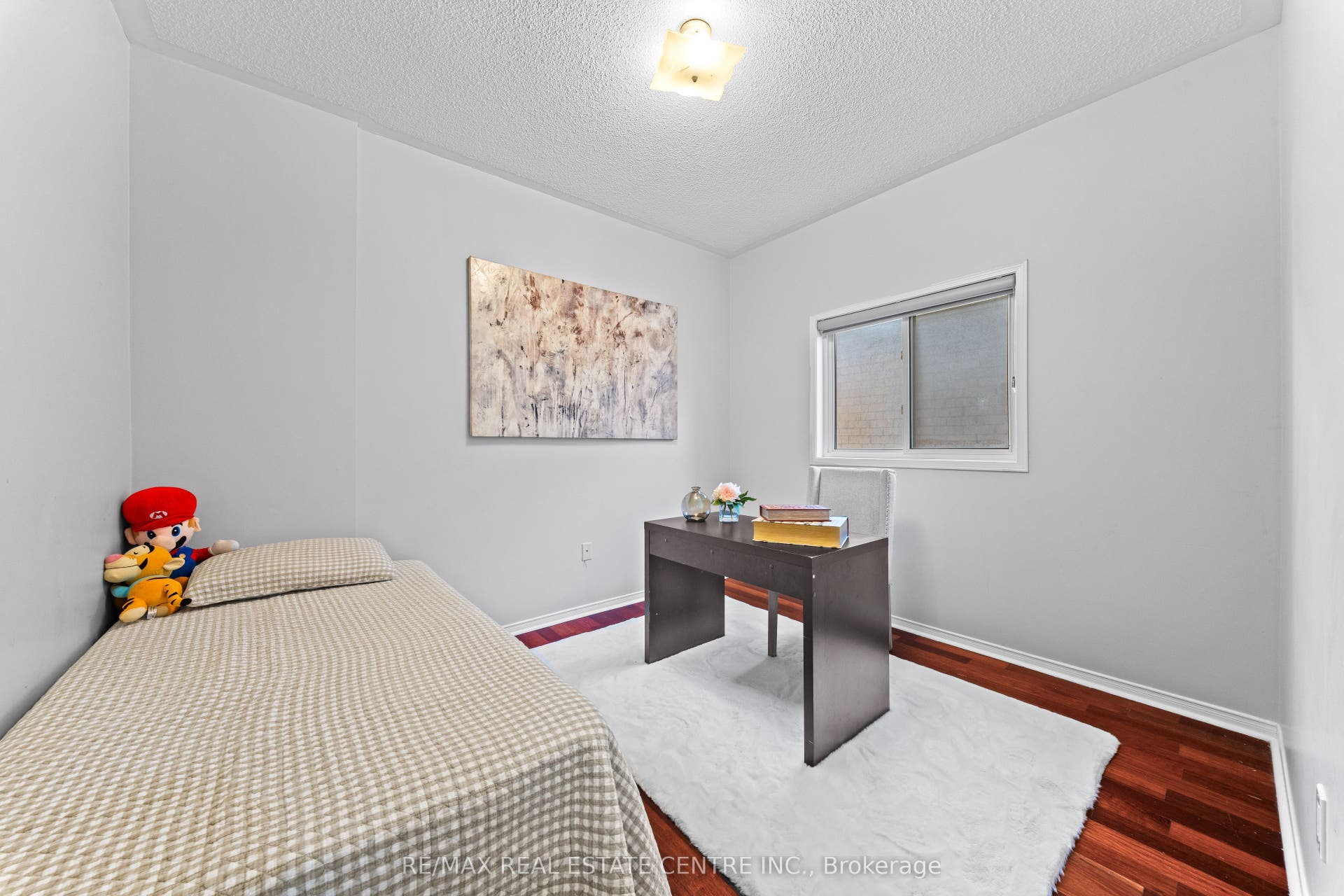 10 Midvale Road, Brampton, Brampton, Peel ON L7A 2N1