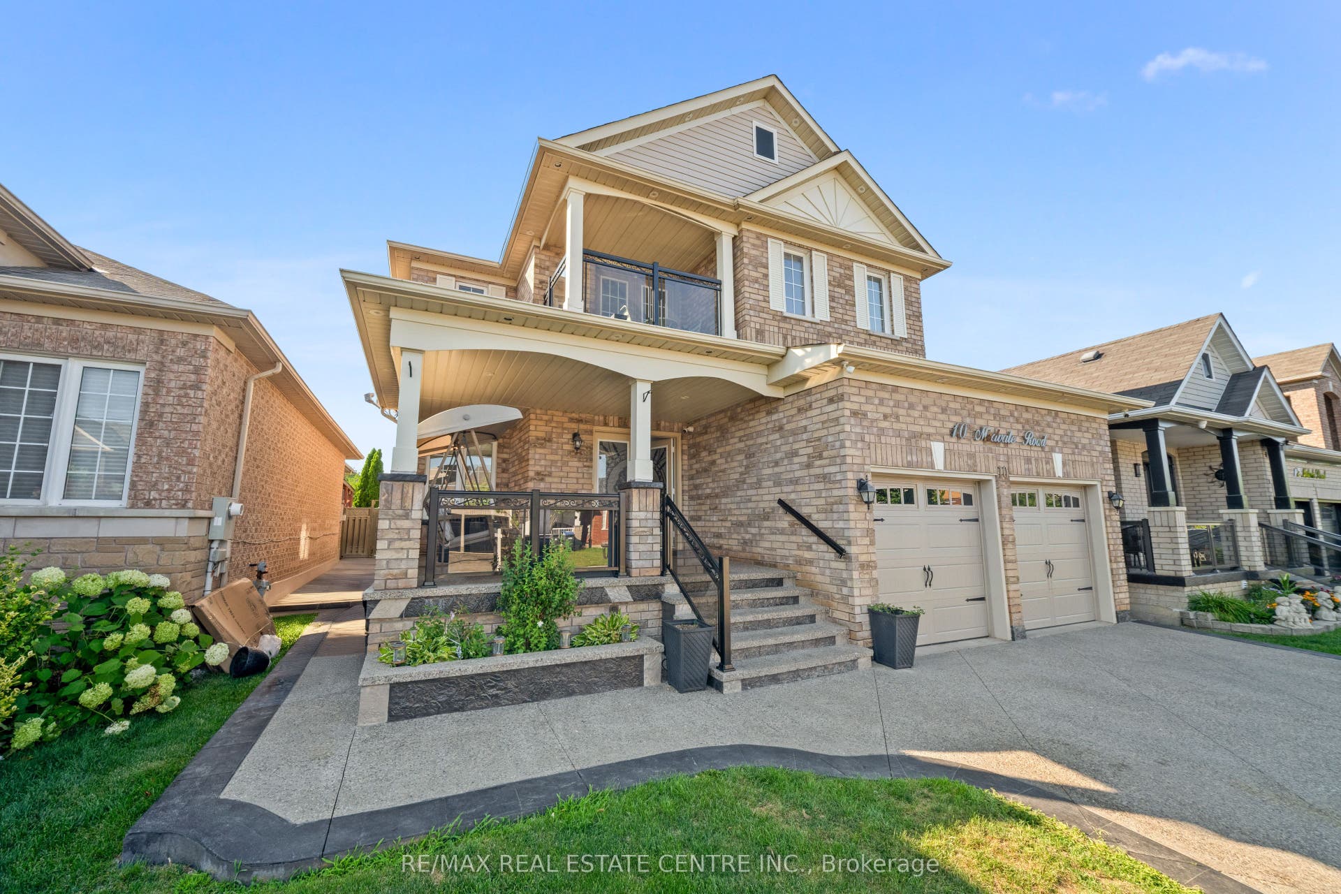 10 Midvale Road, Brampton, Brampton, Peel ON L7A 2N1