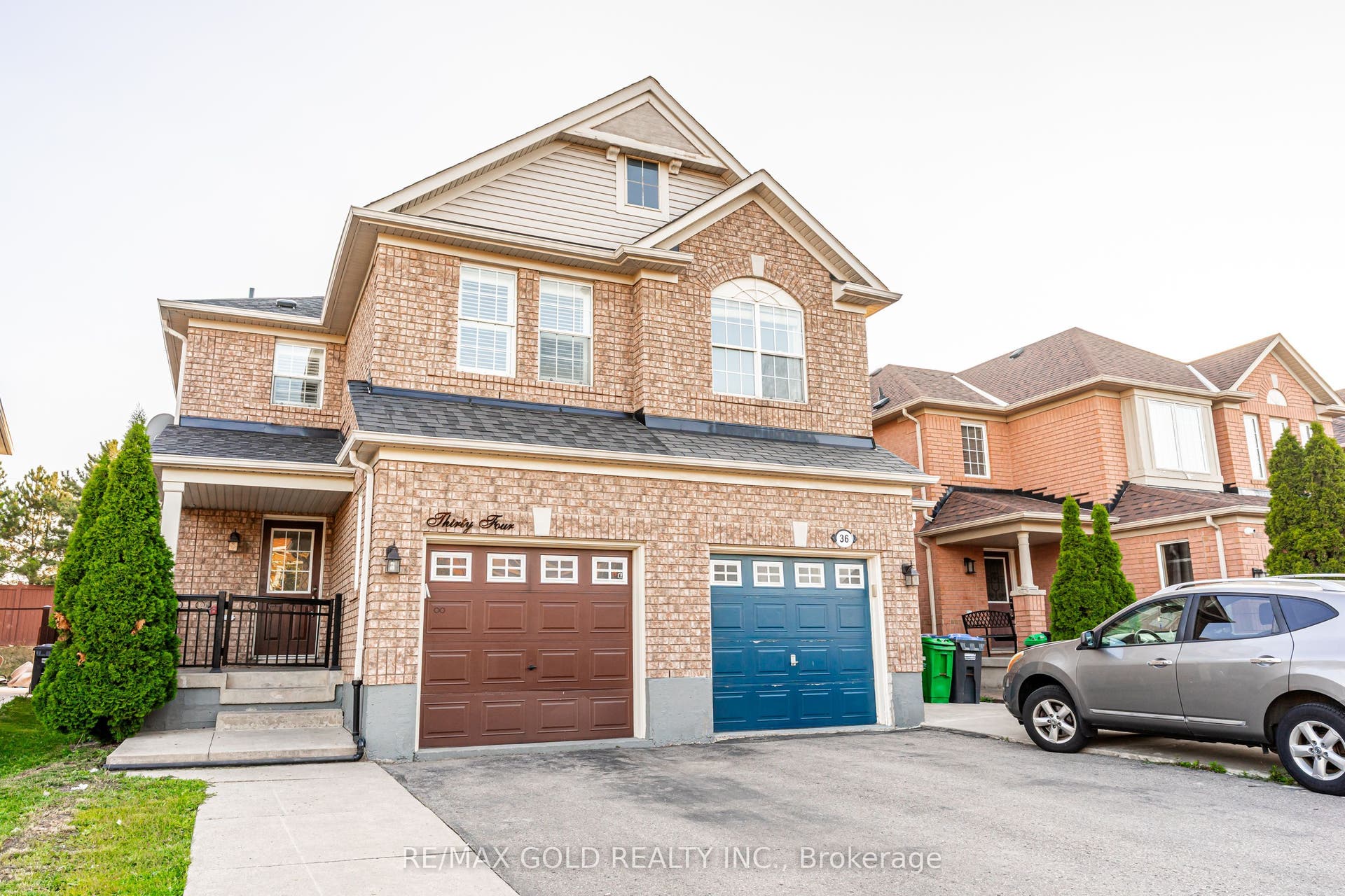 34 Jingle Crescent, Brampton, Peel ON L6S 0B2