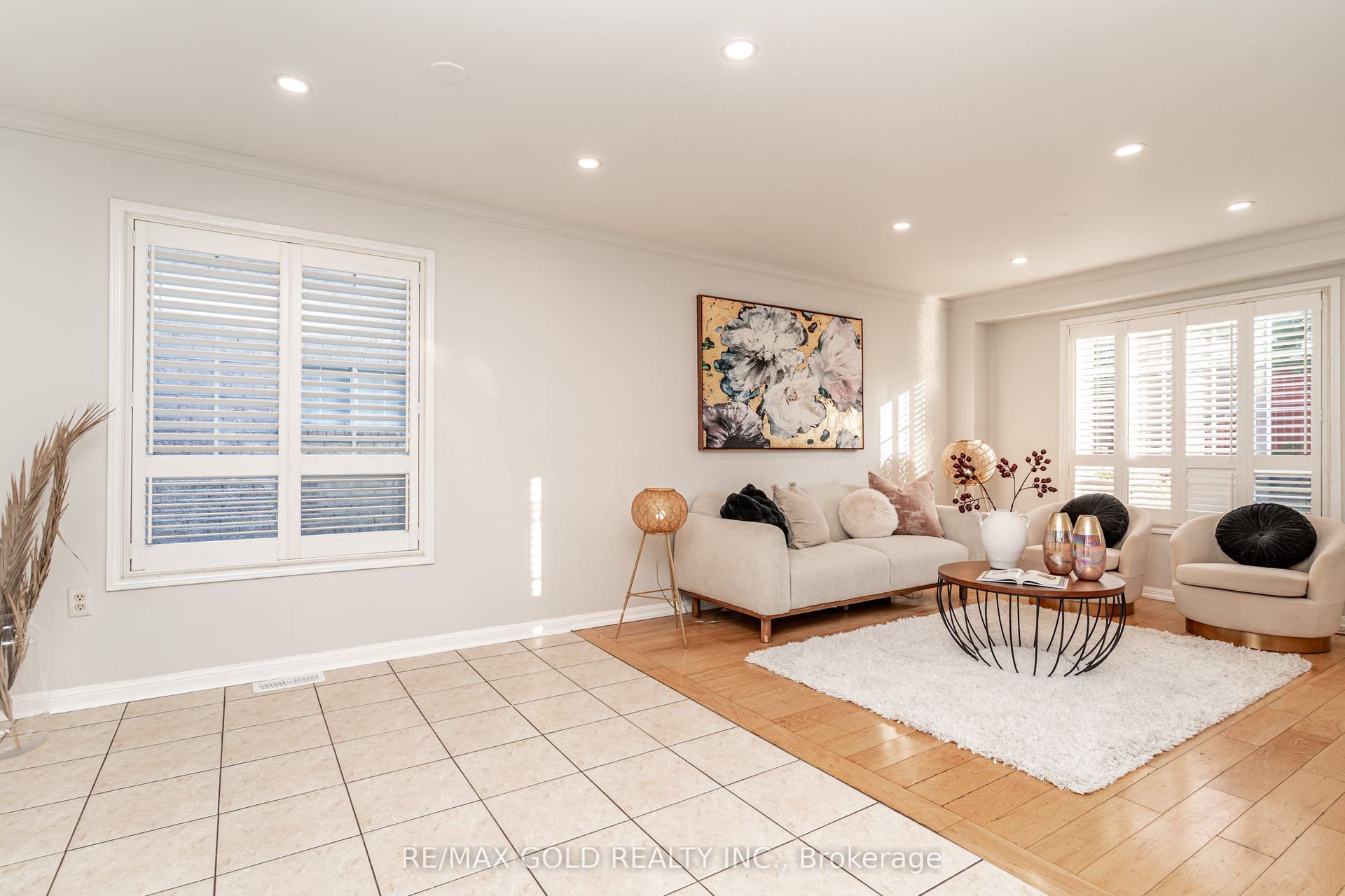 34 Jingle Crescent, Brampton, Peel ON L6S 0B2