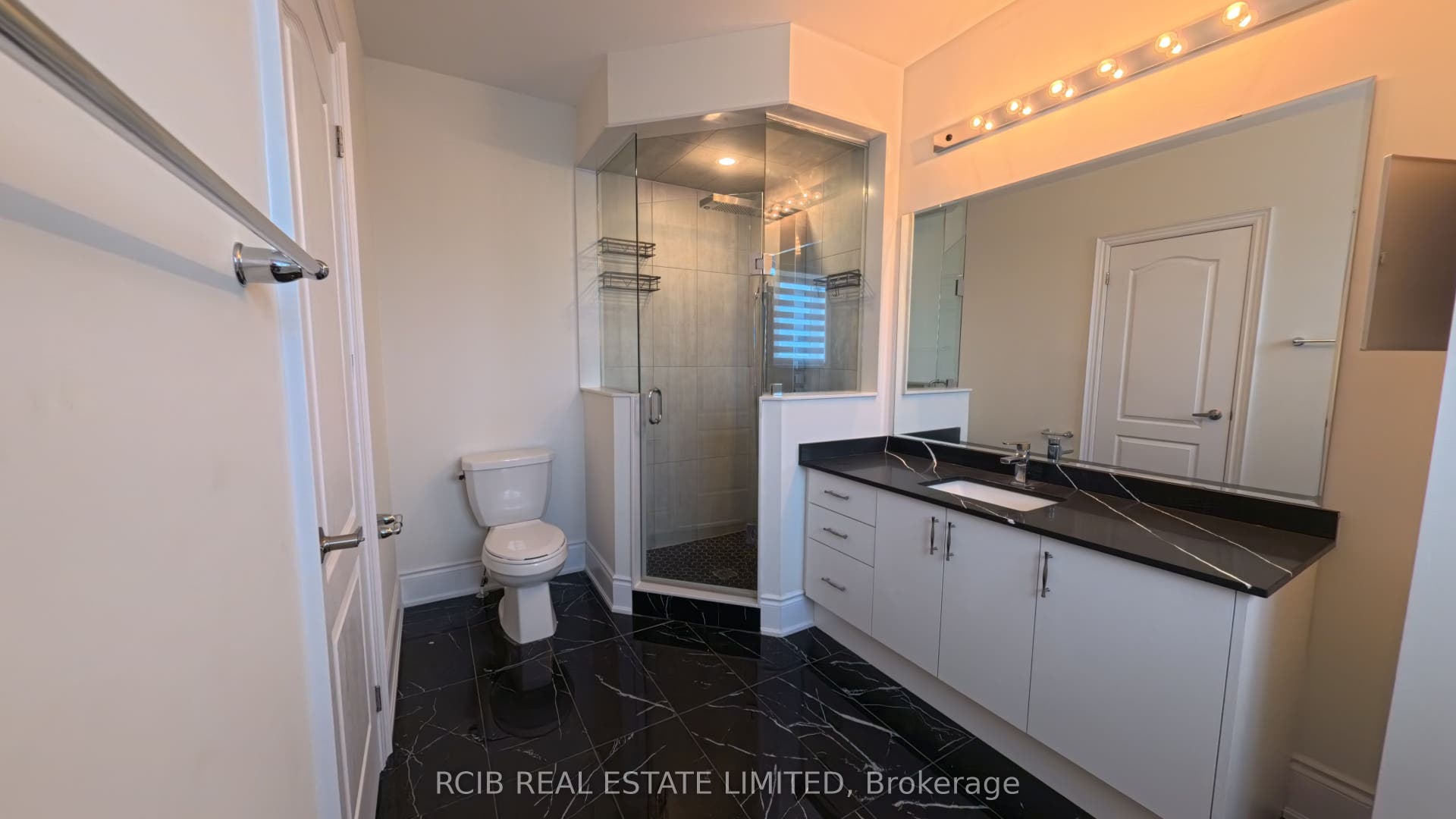 20 Foxsparrow Road, Brampton, Peel ON L6R 4C9