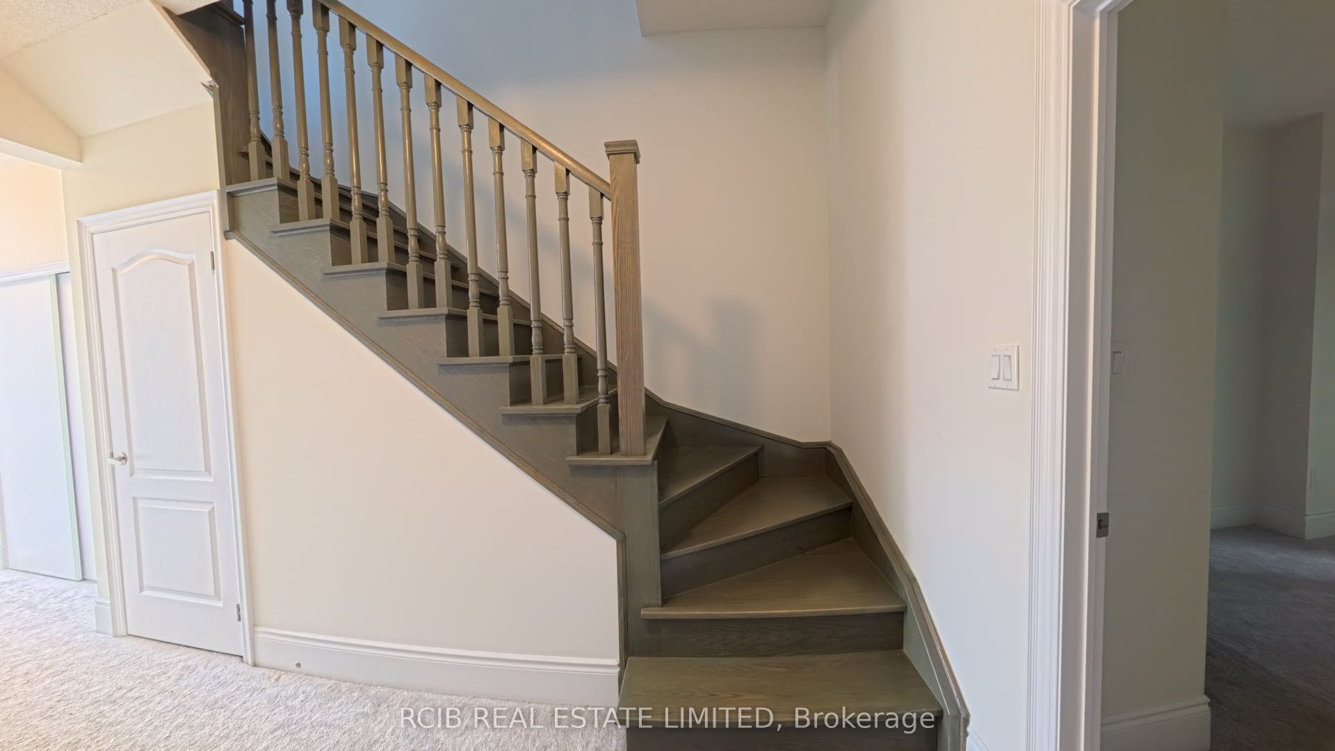 20 Foxsparrow Road, Brampton, Peel ON L6R 4C9