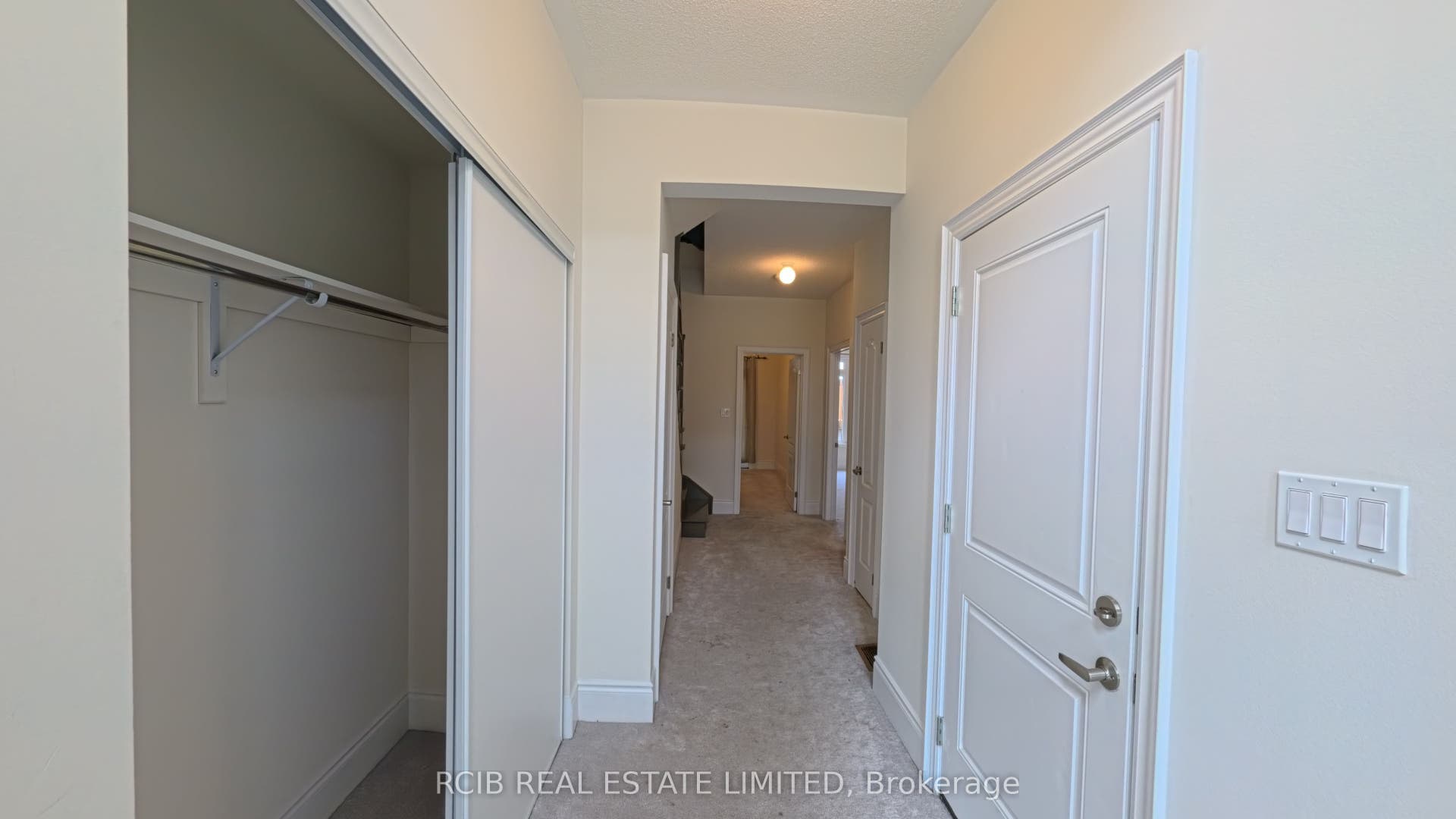 20 Foxsparrow Road, Brampton, Peel ON L6R 4C9