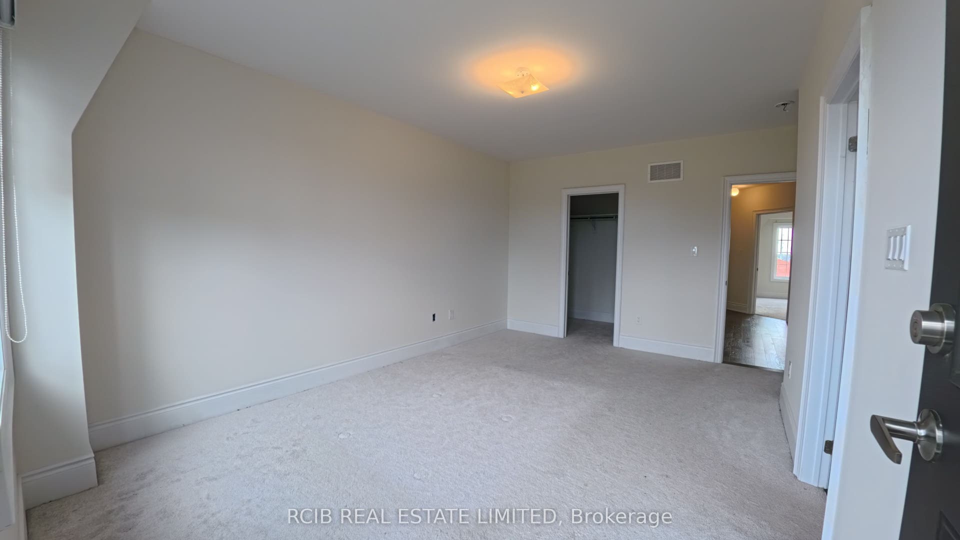 20 Foxsparrow Road, Brampton, Peel ON L6R 4C9