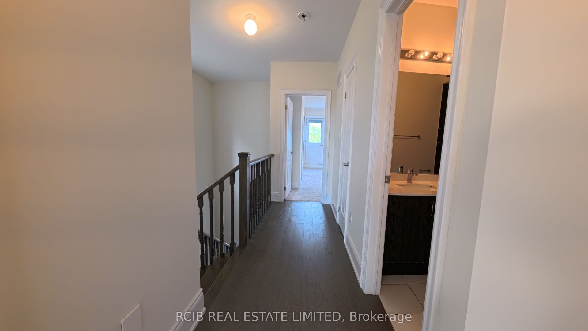 20 Foxsparrow Road, Brampton, Peel ON L6R 4C9