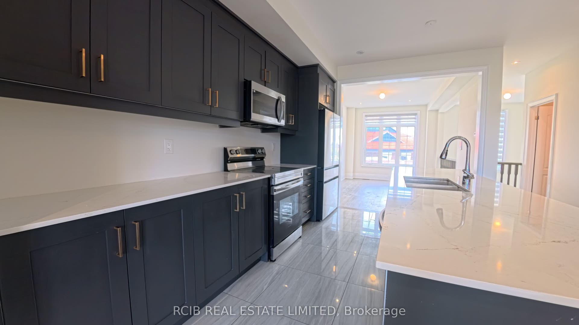 20 Foxsparrow Road, Brampton, Peel ON L6R 4C9