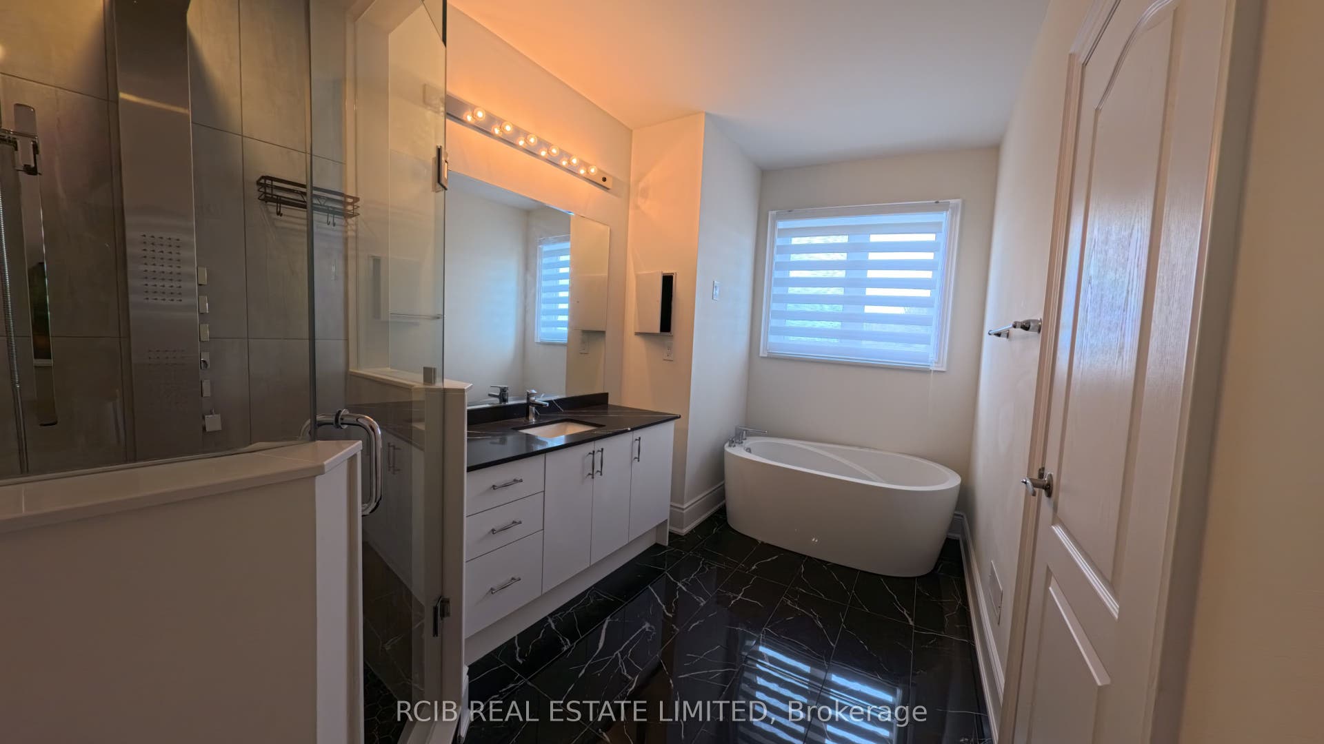 20 Foxsparrow Road, Brampton, Peel ON L6R 4C9