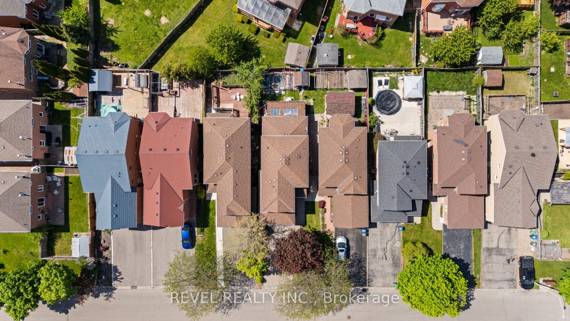 1263 Bantham Street, Mississauga, Peel ON L5V 1Y8