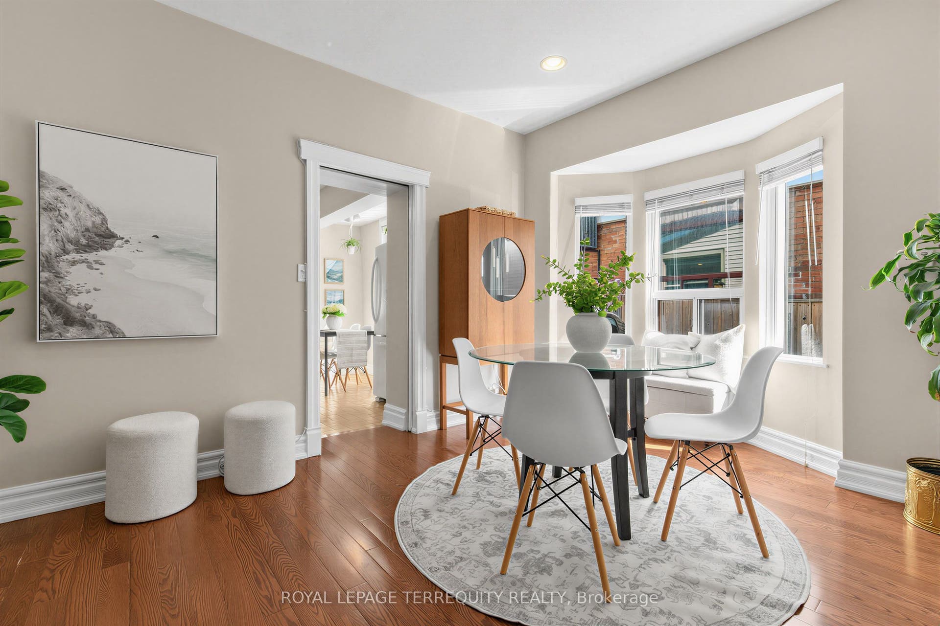 211 Blackthorn Avenue, Toronto W, Toronto ON M6N 3H7