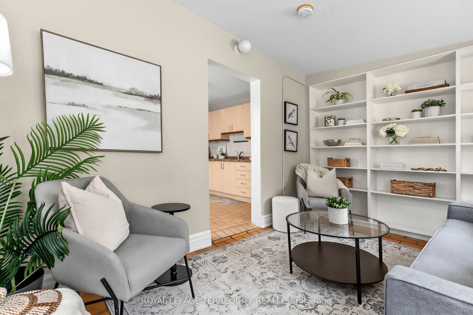 211 Blackthorn Avenue, Toronto W, Toronto ON M6N 3H7