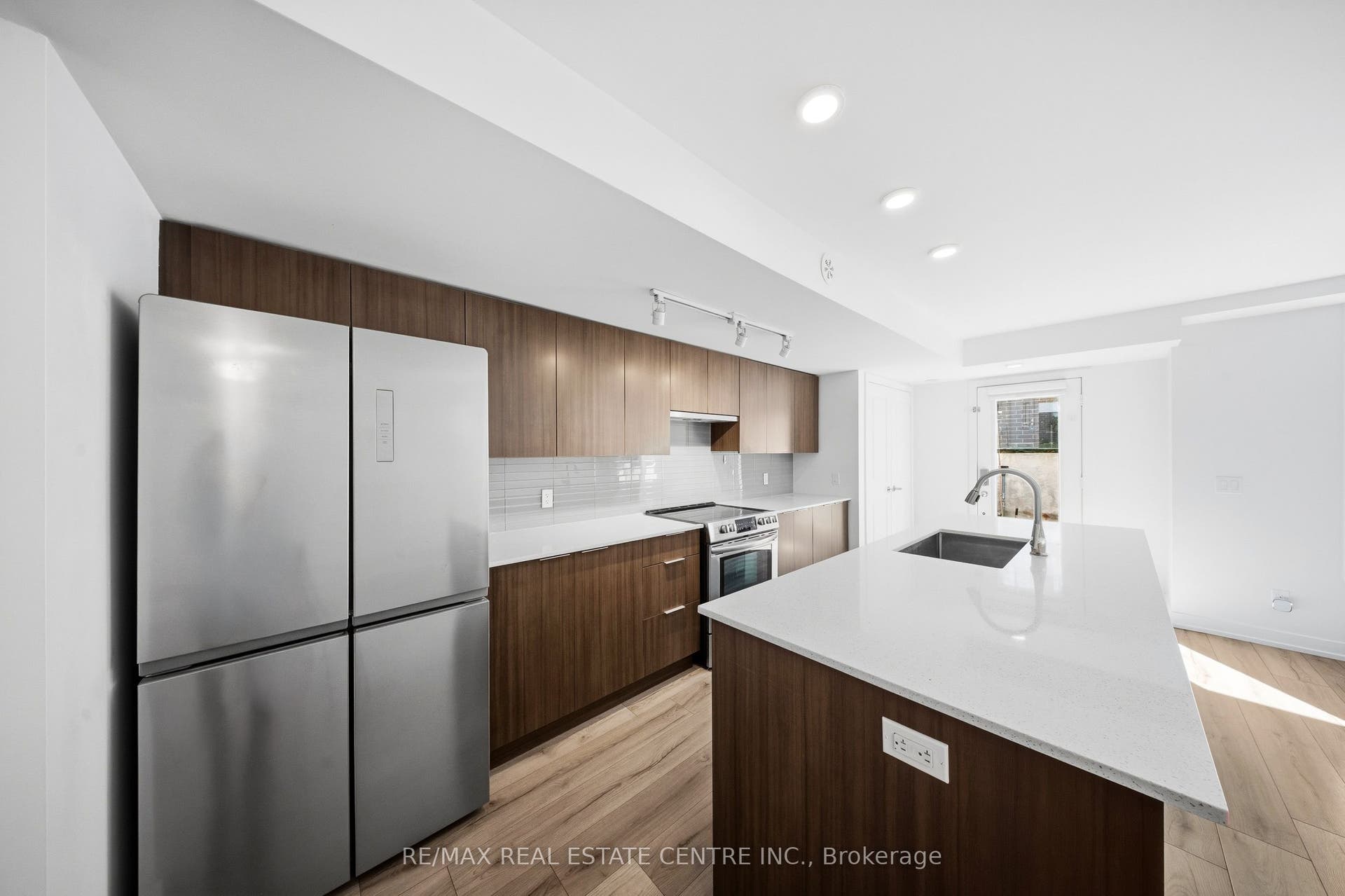3078 Sixth Line, #117, Oakville, Halton ON L6M 1P8