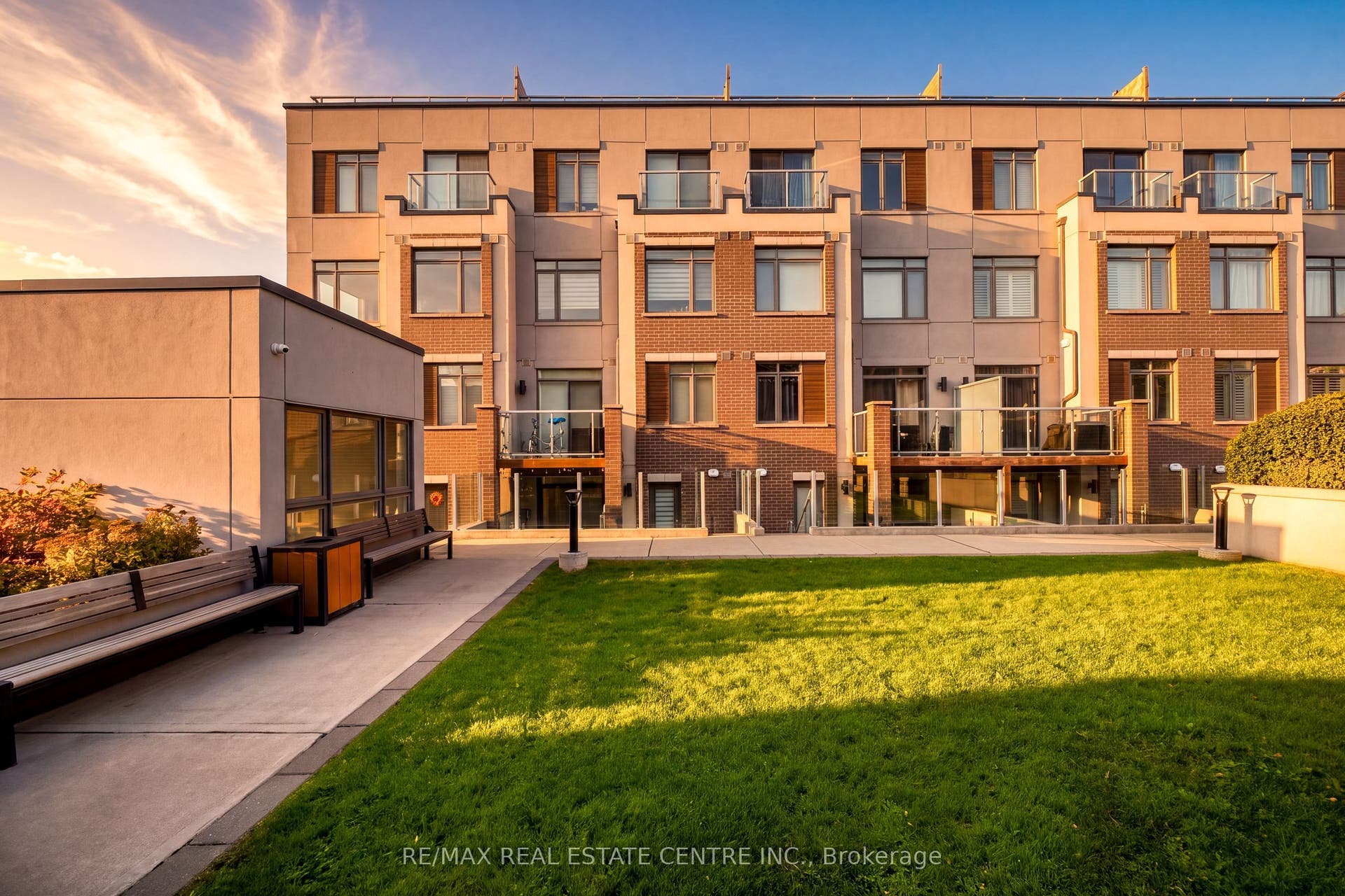 3078 Sixth Line, #117, Oakville, Halton ON L6M 1P8