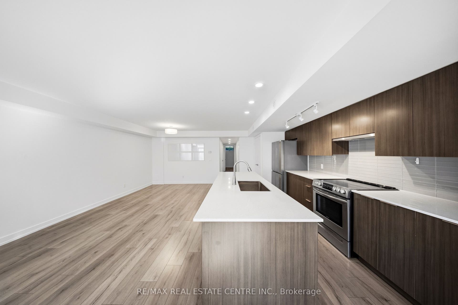 3078 Sixth Line, #117, Oakville, Halton ON L6M 1P8