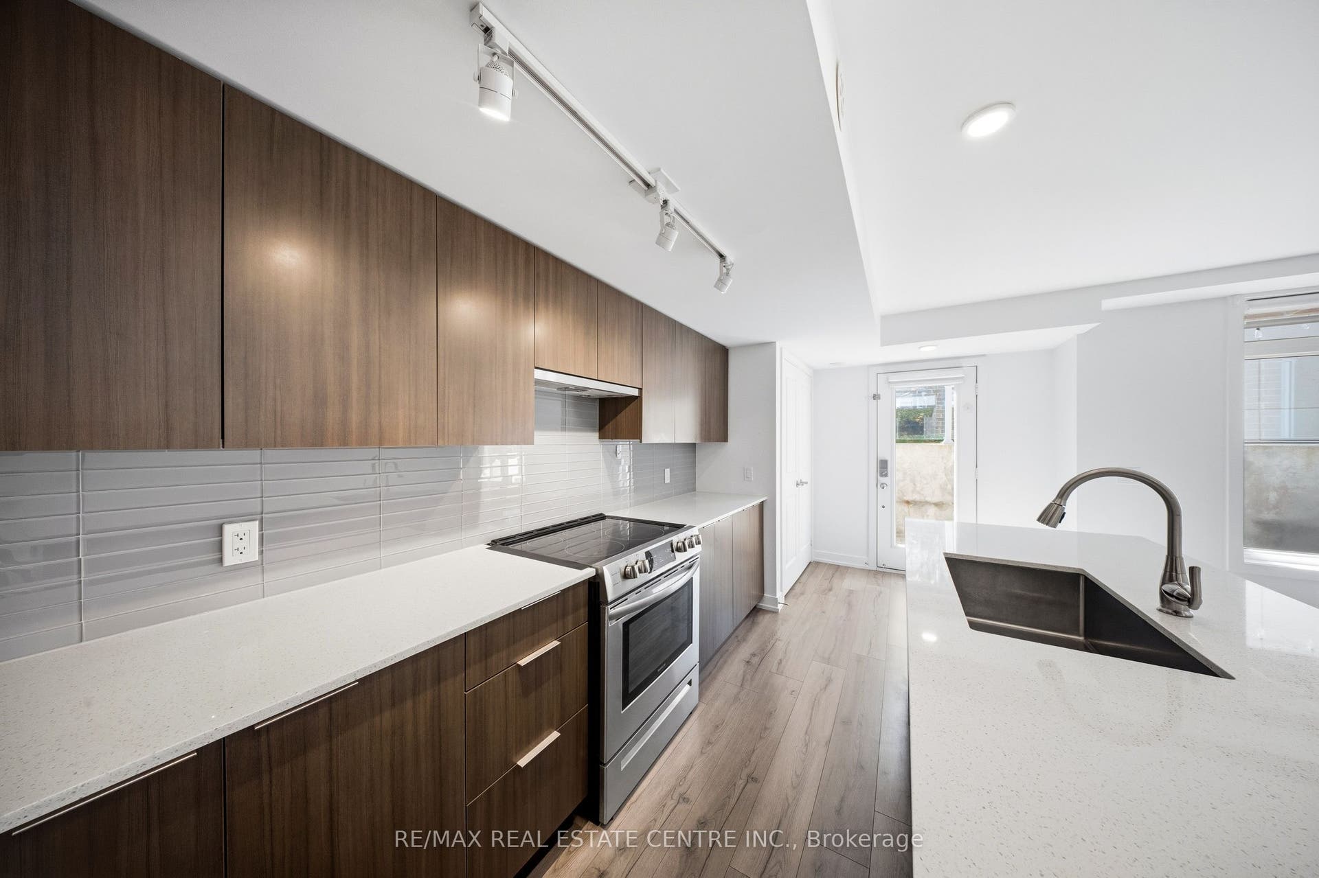 3078 Sixth Line, #117, Oakville, Halton ON L6M 1P8