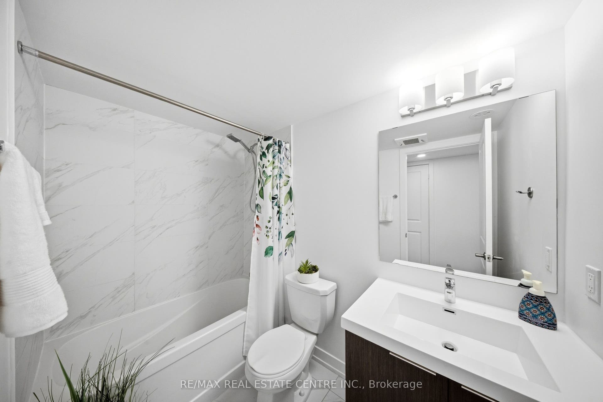 3078 Sixth Line, #117, Oakville, Halton ON L6M 1P8