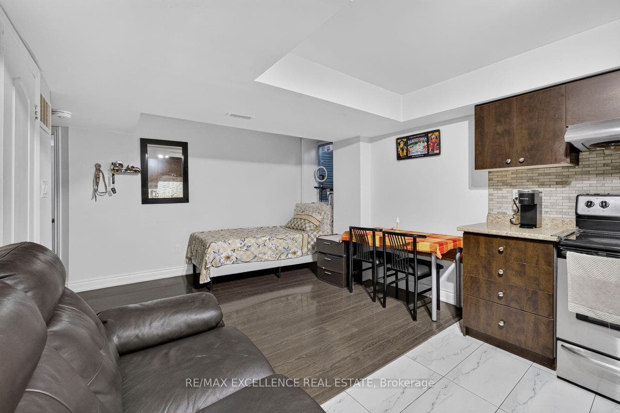 451 Brisdale Drive, Brampton, Peel ON L7A 4P9