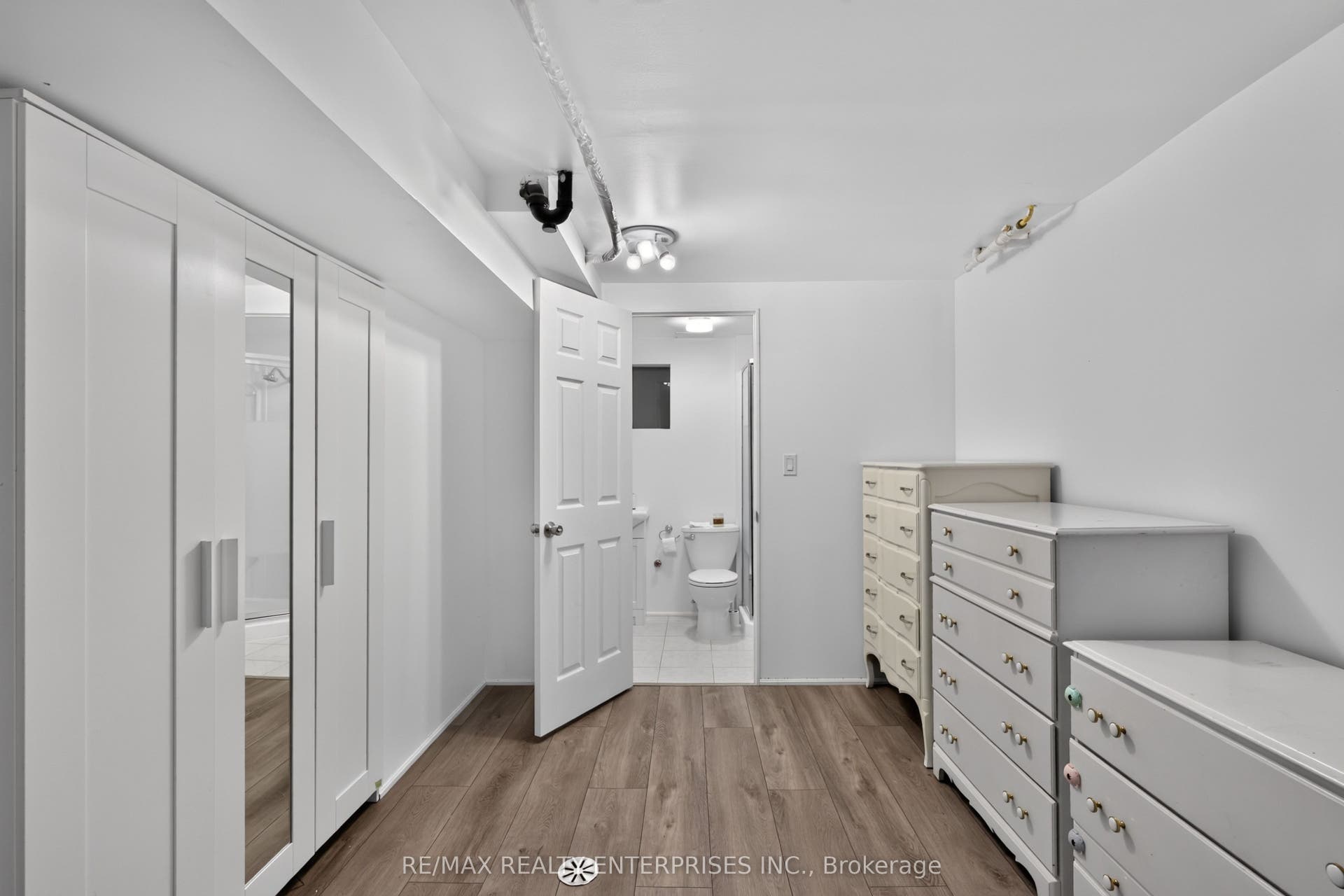 1019 Mesa Crescent, Mississauga, Peel ON L5H 3T6