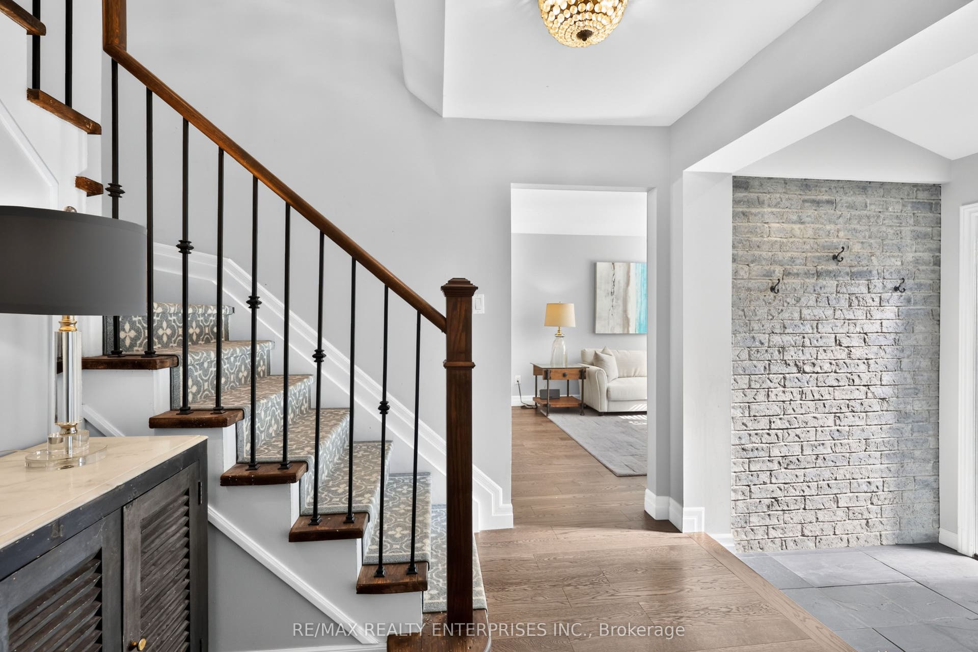 1019 Mesa Crescent, Mississauga, Peel ON L5H 3T6