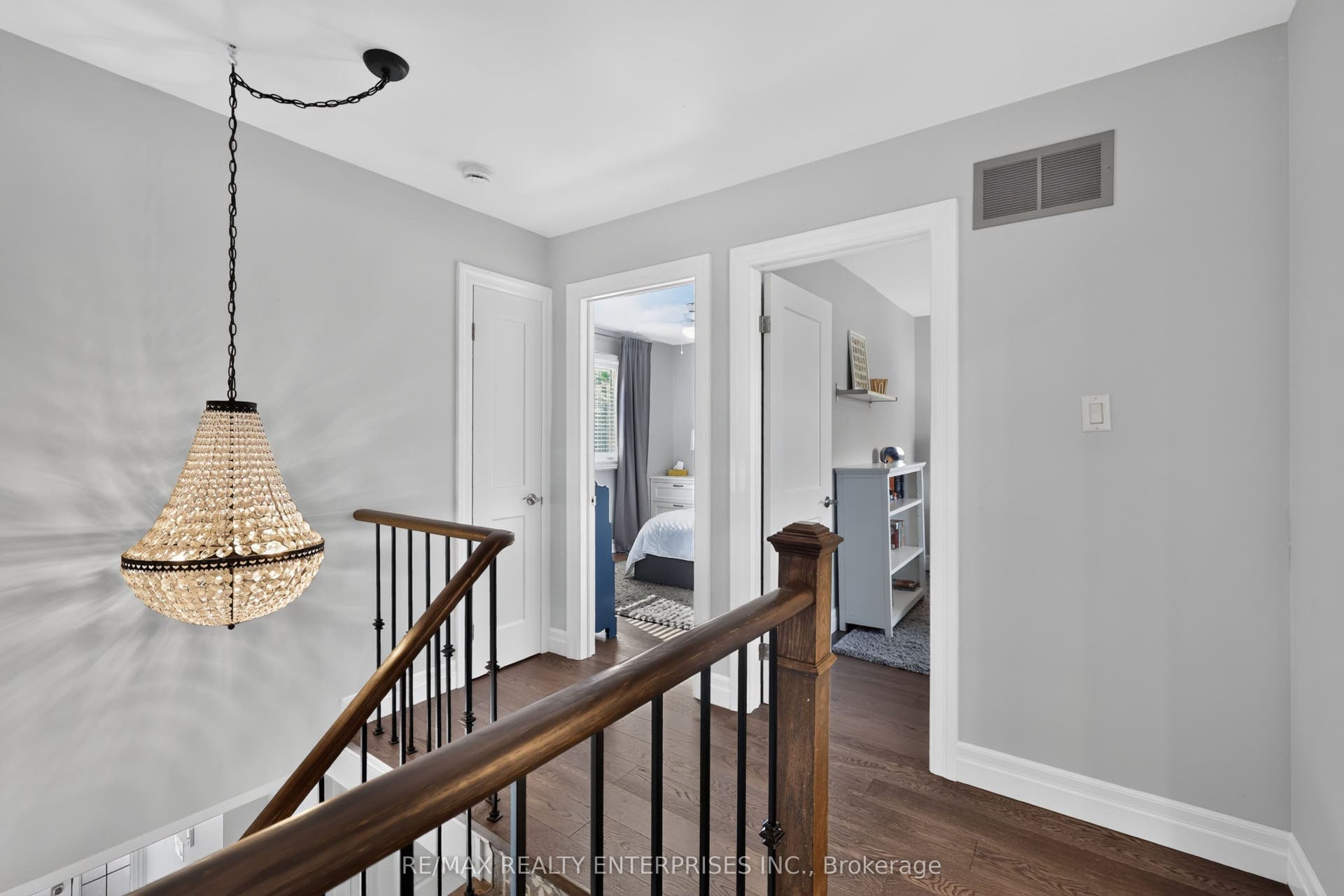 1019 Mesa Crescent, Mississauga, Peel ON L5H 3T6