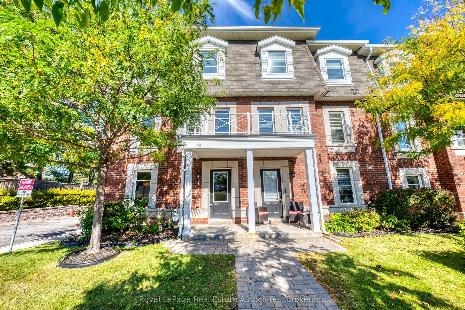 2375 Truscott Drive, #1, Mississauga, Peel ON L5J 2B1