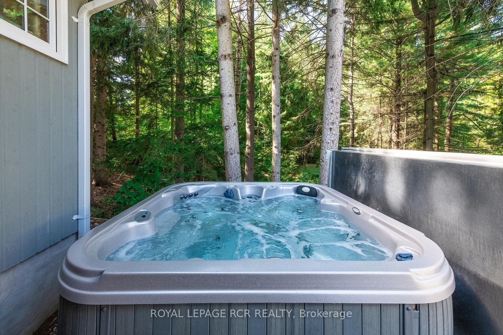 114 Kennedy Road, Caledon, Peel ON L7C 2A7