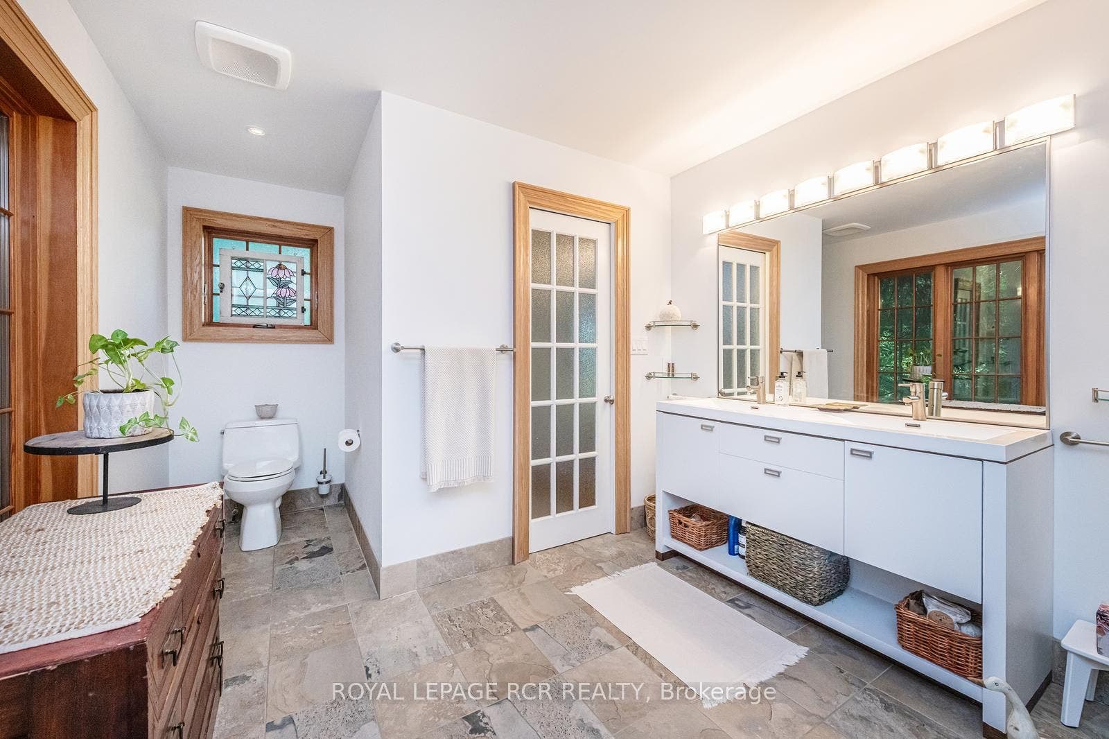 114 Kennedy Road, Caledon, Peel ON L7C 2A7